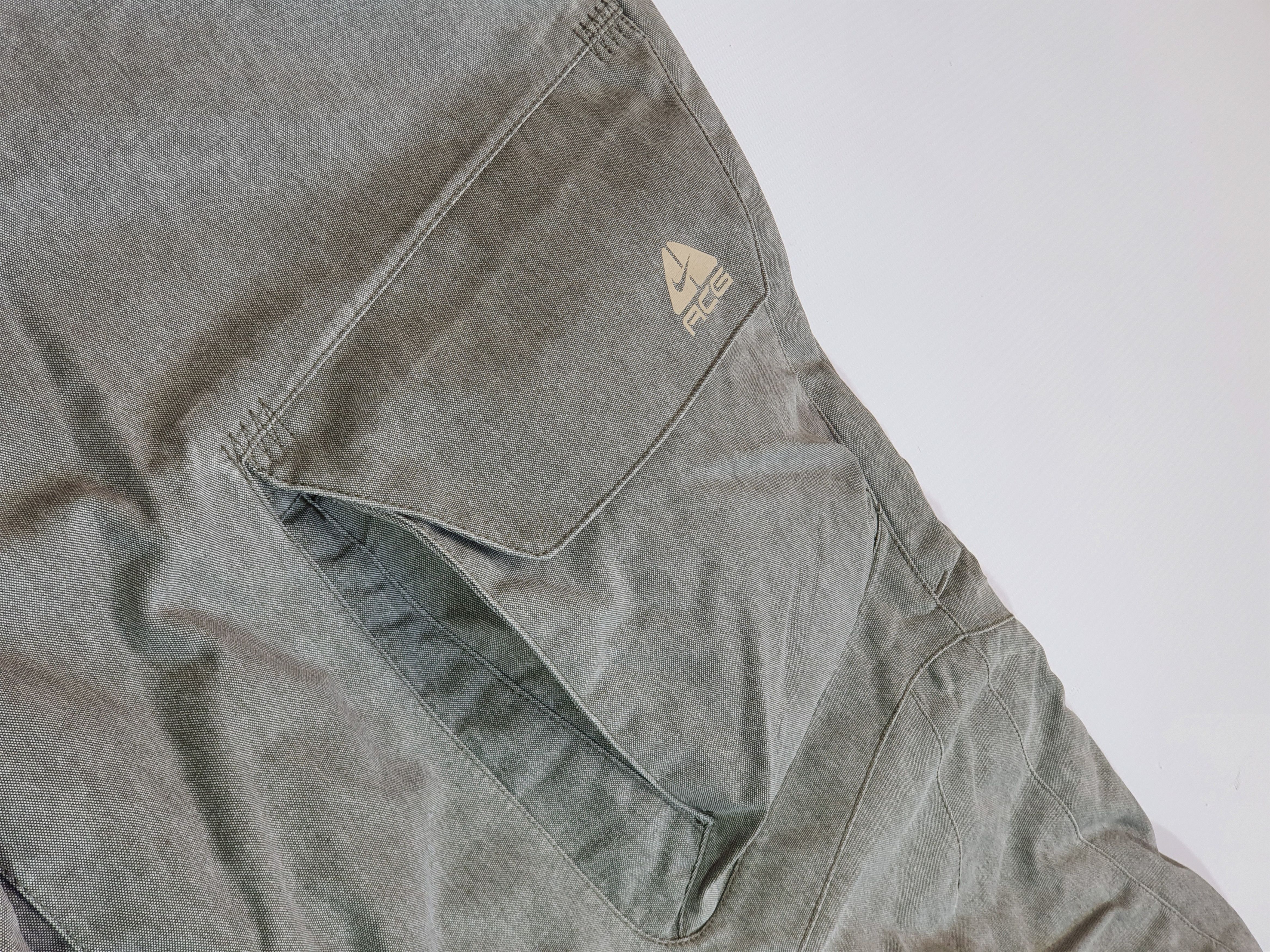 Nike × Nike ACG Vintage Cargo NIKE ACG Ski Snowboarding Pants Size US 32 / EU 48 - 10 Thumbnail
