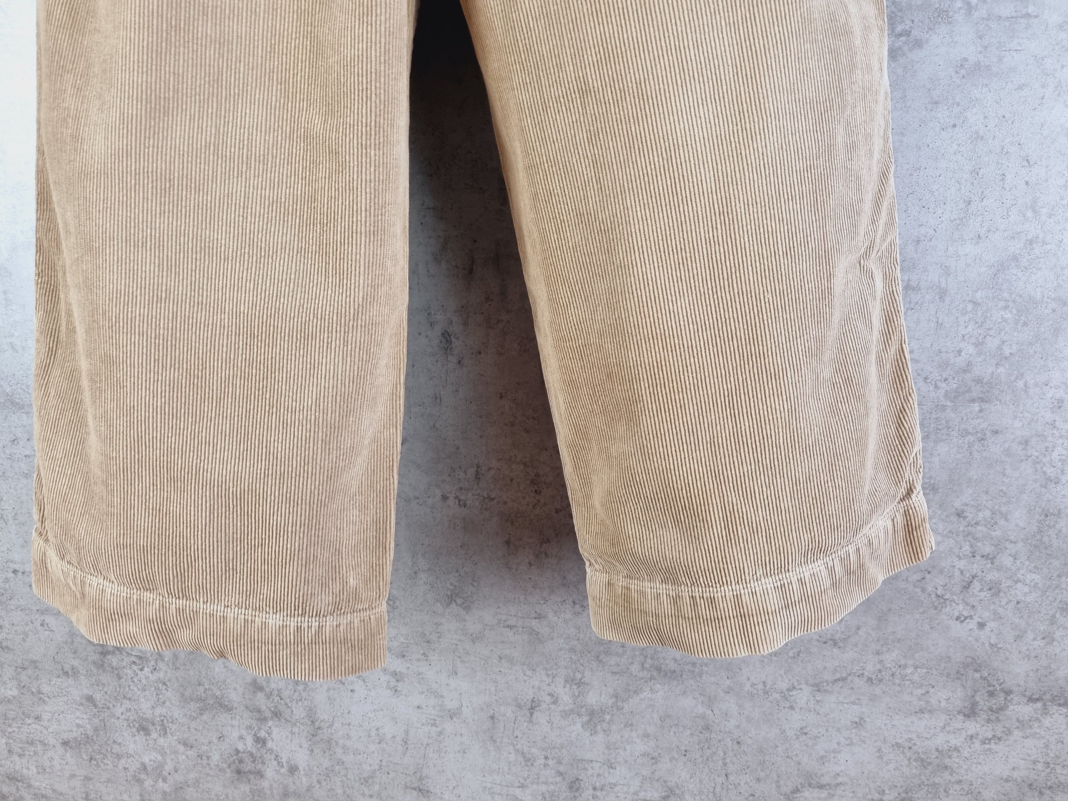 Japanese Brand × Tommy Hilfiger × Vintage Rare 90s TOMMY HILFINGER Vintage Corduroy Cargo Pants Size US 33 - 10 Thumbnail