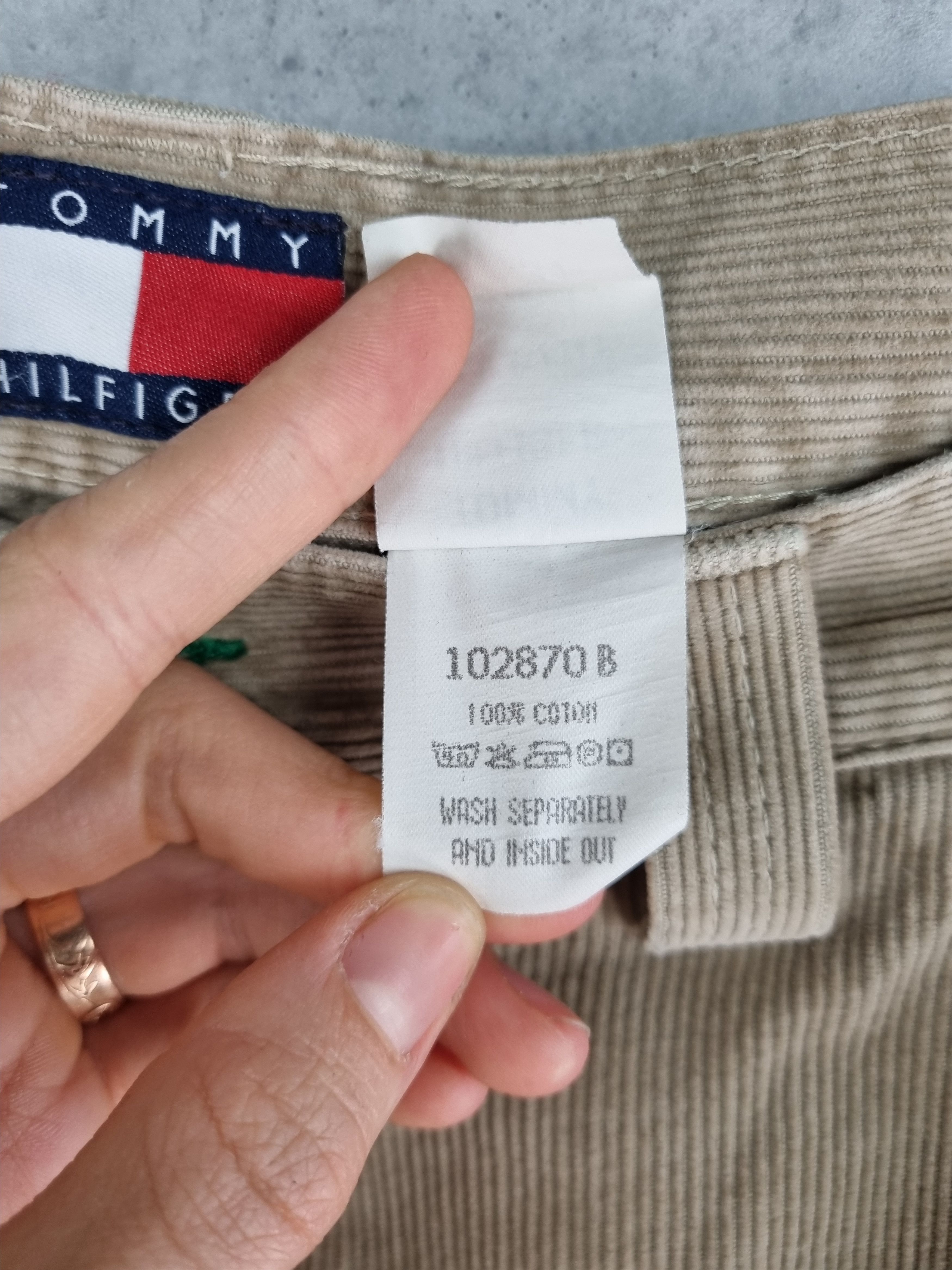 Japanese Brand × Tommy Hilfiger × Vintage Rare 90s TOMMY HILFINGER Vintage Corduroy Cargo Pants Size US 33 - 8 Thumbnail