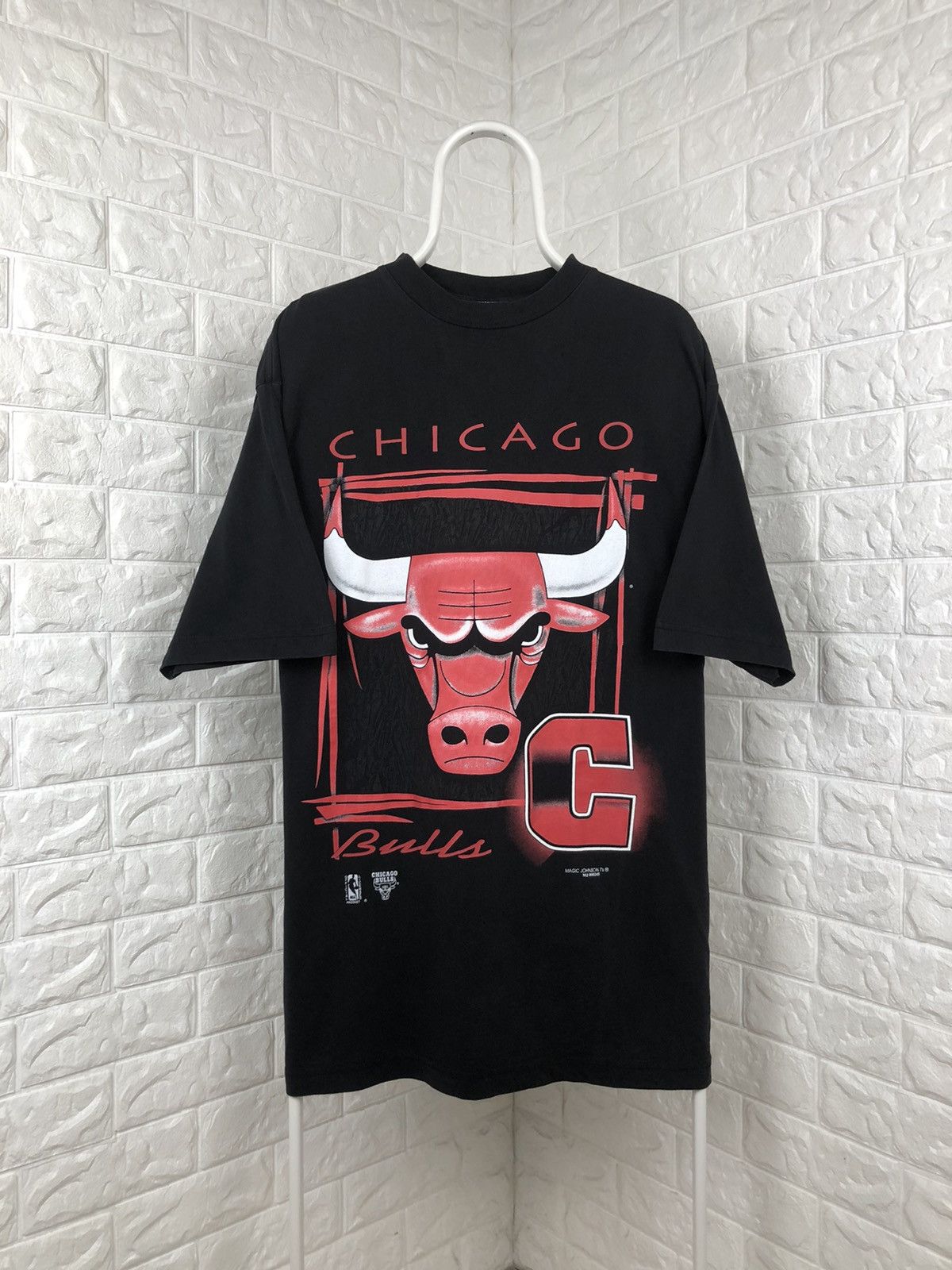 NBA × Vintage Vintage Vtg 90s Chicago Bulls Big Logo Shirt Size US XL / EU 56 / 4 - 1 Thumbnail