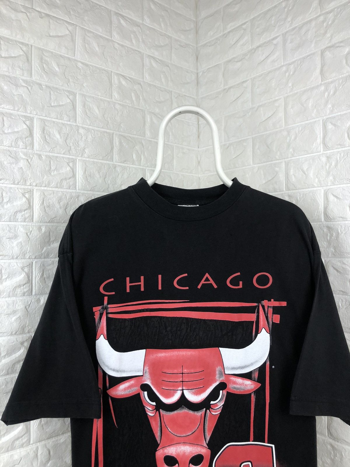 NBA × Vintage Vintage Vtg 90s Chicago Bulls Big Logo Shirt Size US XL / EU 56 / 4 - 3 Thumbnail