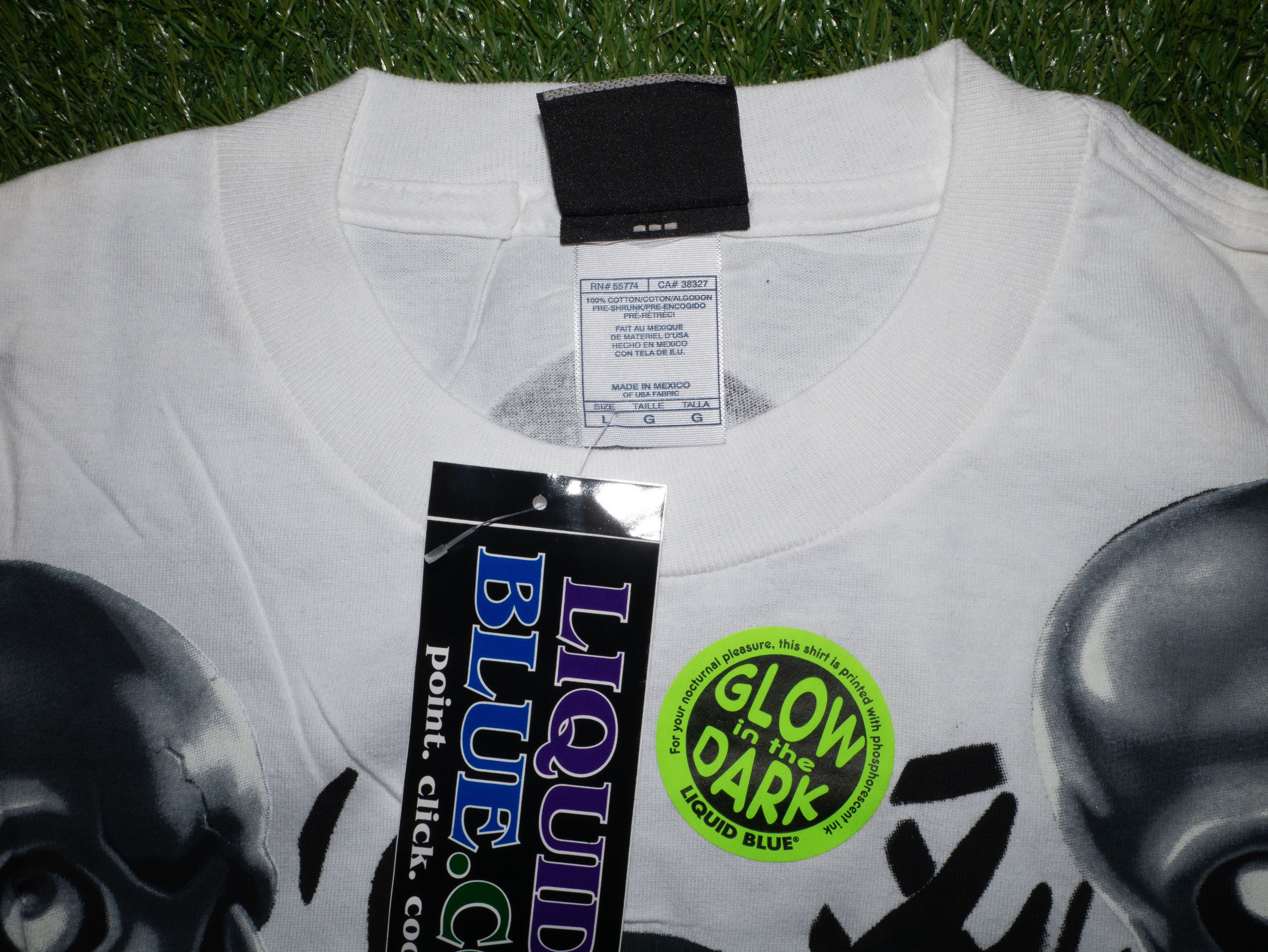 Liquid Blue Vintage Liquid Blue Skull Pile L T-Shirt NWT Size US L / EU 52-54 / 3 - 3 Thumbnail