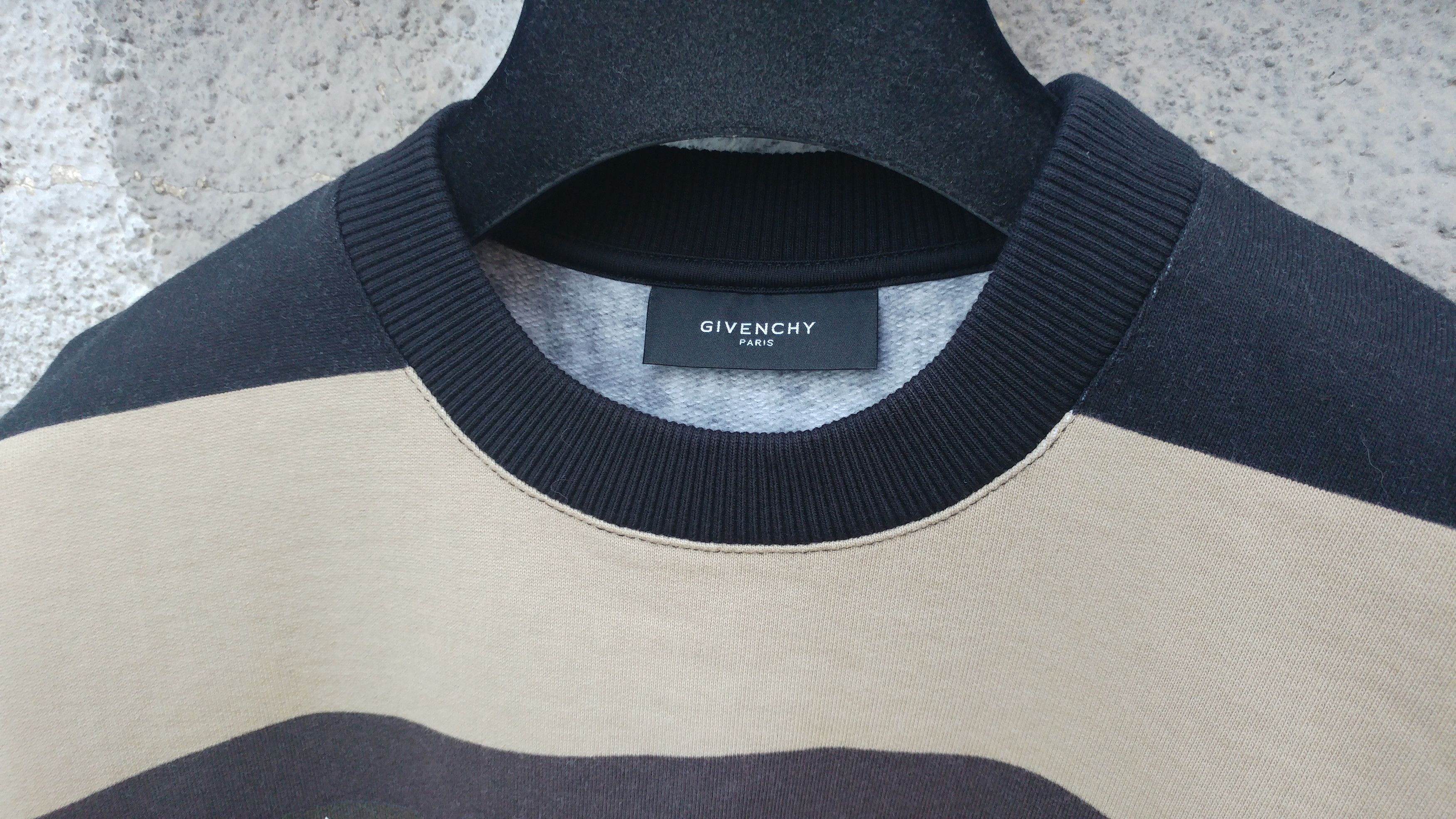 Givenchy Givenchy American Flag Stripe Rottweiler Oversized Sweater Size US L / EU 52-54 / 3 - 13 Thumbnail