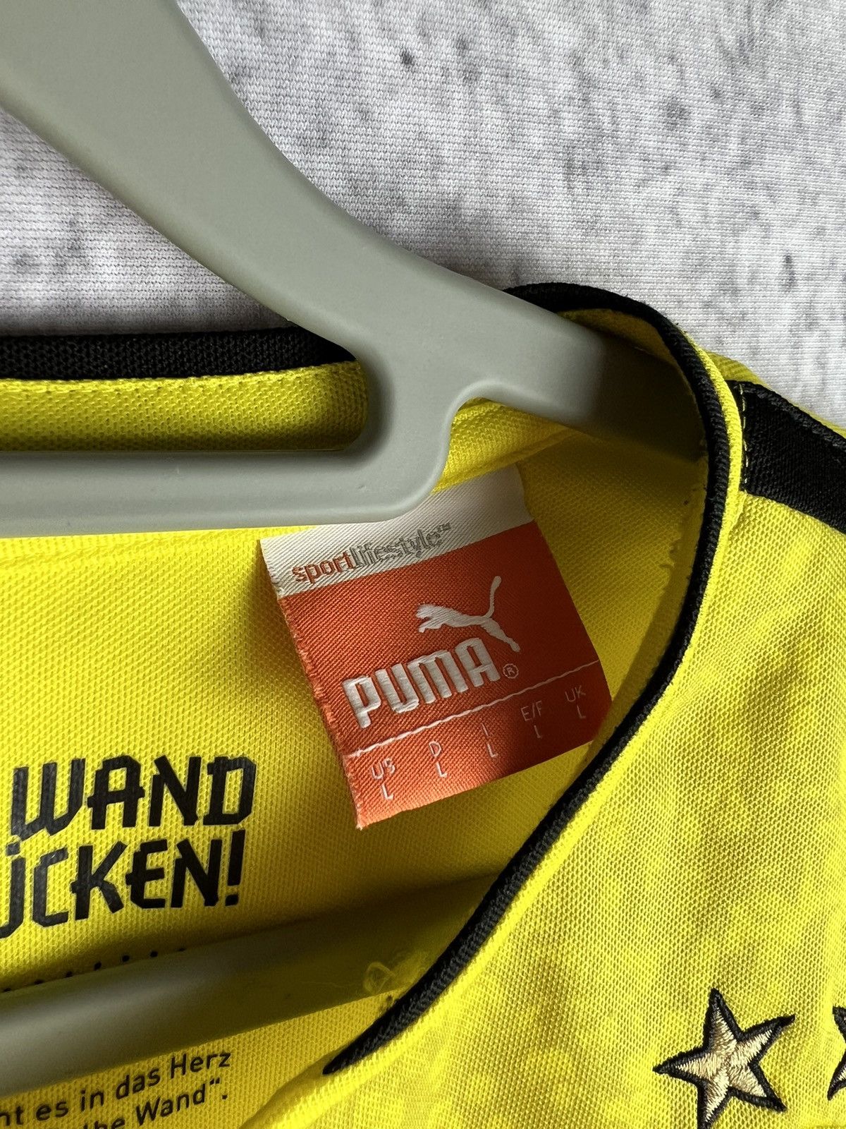 Puma Vintage Puma Borussia Dortmund soccer jersey Size US M / EU 48-50 / 2 - 3 Thumbnail