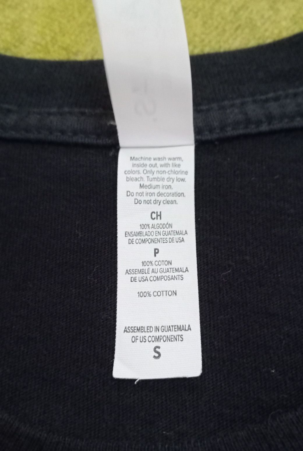Band Tees Taylor Swift Reputation Stadium Tour T-shirt Size US S / EU 44-46 / 1 - 8 Thumbnail
