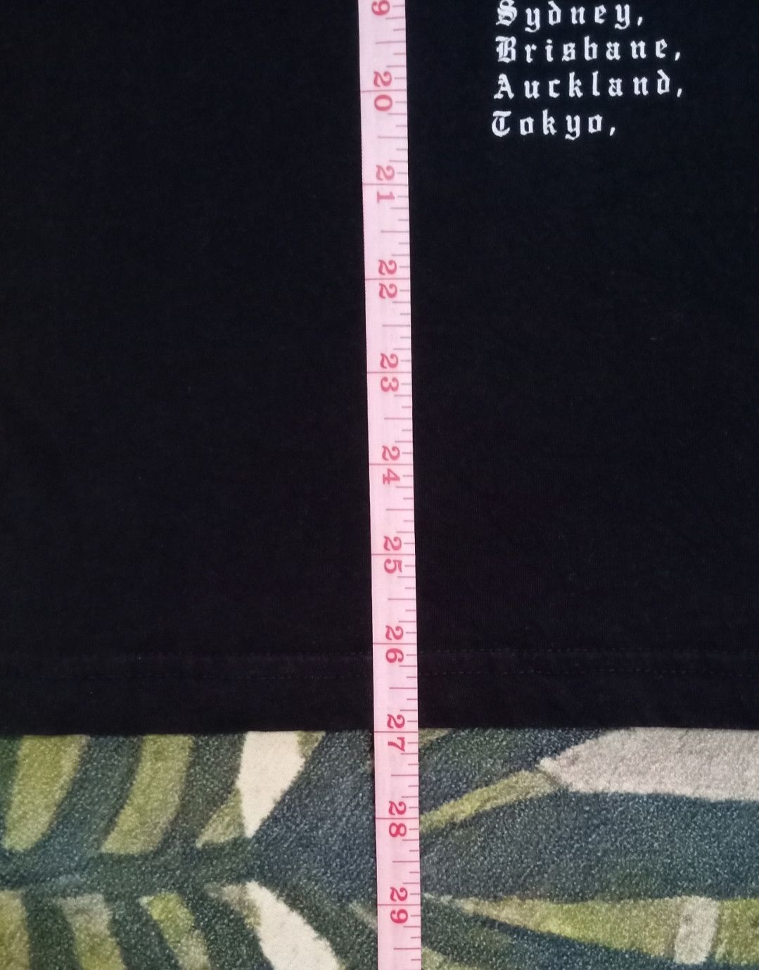 Band Tees Taylor Swift Reputation Stadium Tour T-shirt Size US S / EU 44-46 / 1 - 15 Thumbnail