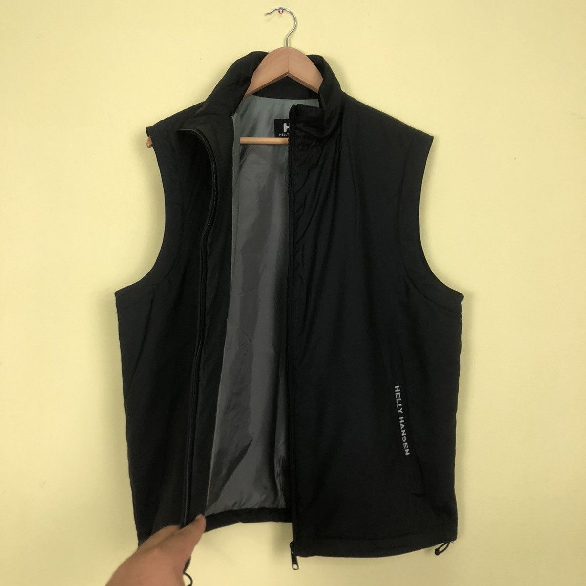 Helly Hansen Helly Hansen Tank Top Sleeveless Size US L / EU 52-54 / 3 - 11 Thumbnail
