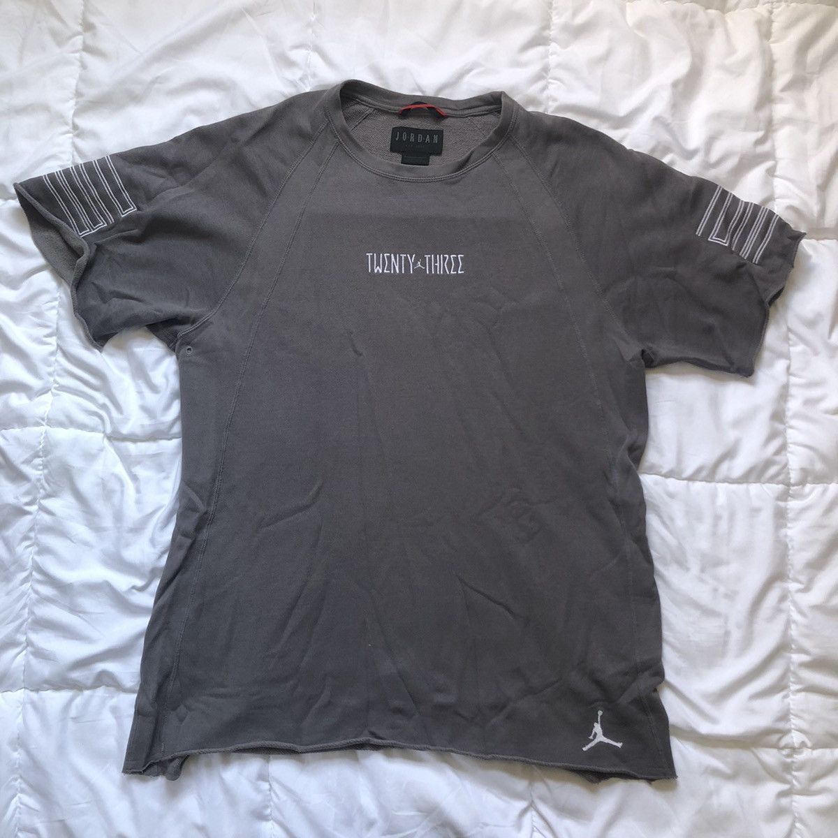 Jordan Brand Jordan Engineered 23 Gray Shirt Size US L / EU 52-54 / 3 - 1 Thumbnail