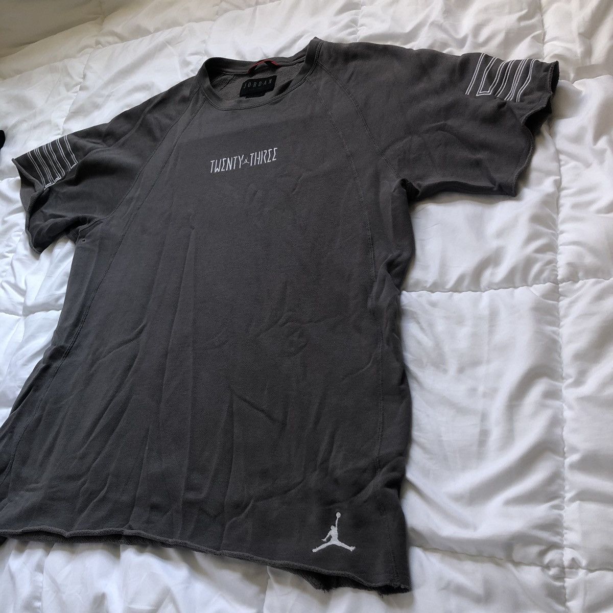 Jordan Brand Jordan Engineered 23 Gray Shirt Size US L / EU 52-54 / 3 - 4 Thumbnail