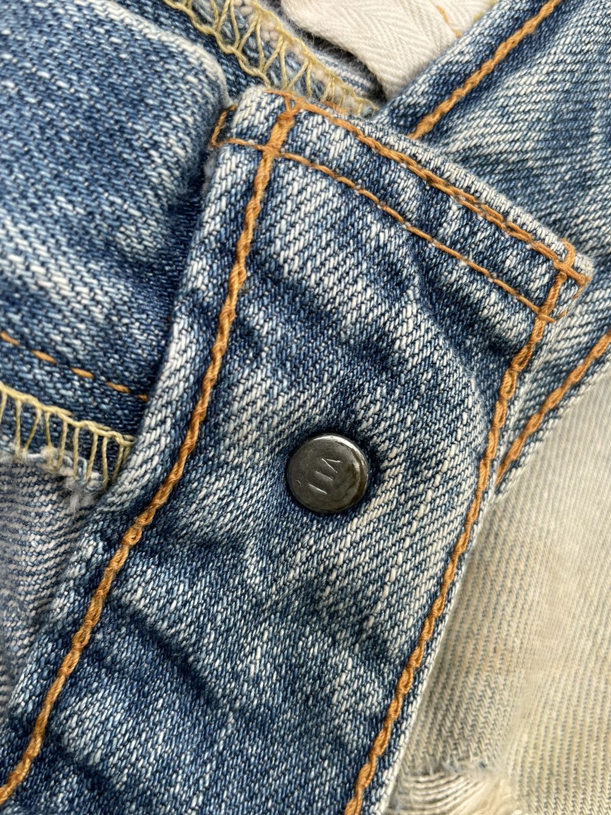 Levi's × Vintage Vintage 2006 Levis 505 Aging Faded Distressed Size US 31 - 17 Thumbnail