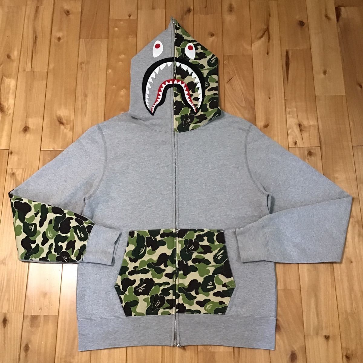 Bape 🔥NW 20th Anniversary🔥 ABC camo Shark full zip hoodie BAPE Size US L / EU 52-54 / 3 - 2 Thumbnail