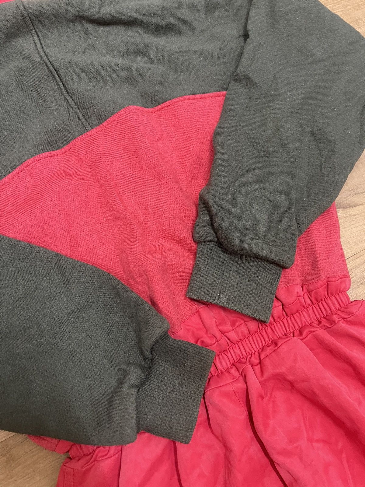 Moncler Vintage Moncler JUMPSUITS Size US 30 / EU 46 - 11 Thumbnail