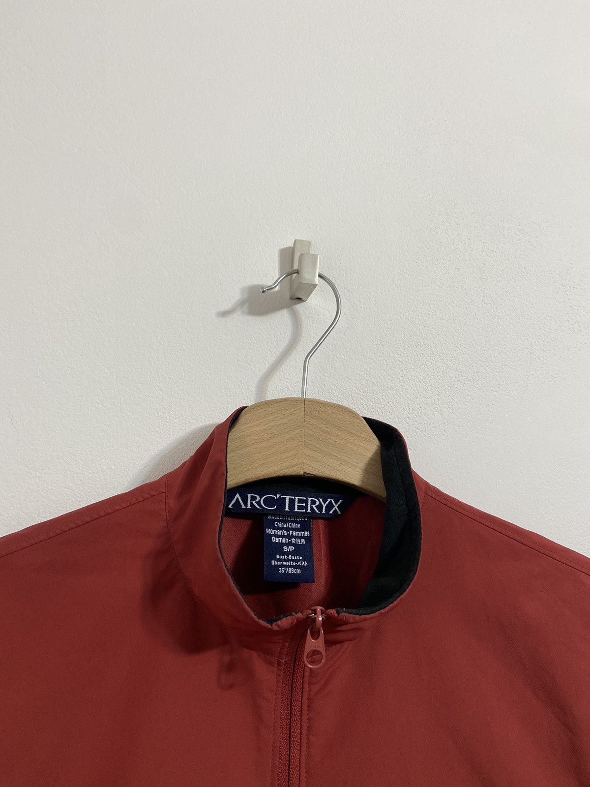 Arc'teryx Arc’teryx Woman’s Jacket Reflective Logo Size S / US 4 / IT 40 - 3 Thumbnail