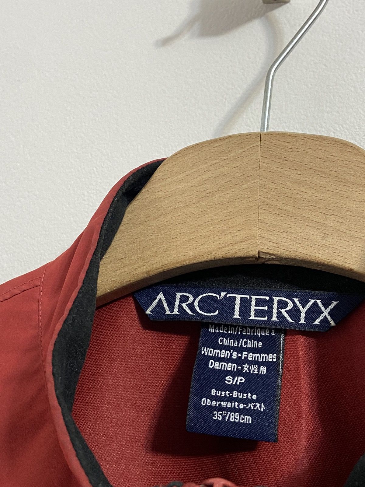 Arc'teryx Arc’teryx Woman’s Jacket Reflective Logo Size S / US 4 / IT 40 - 6 Thumbnail