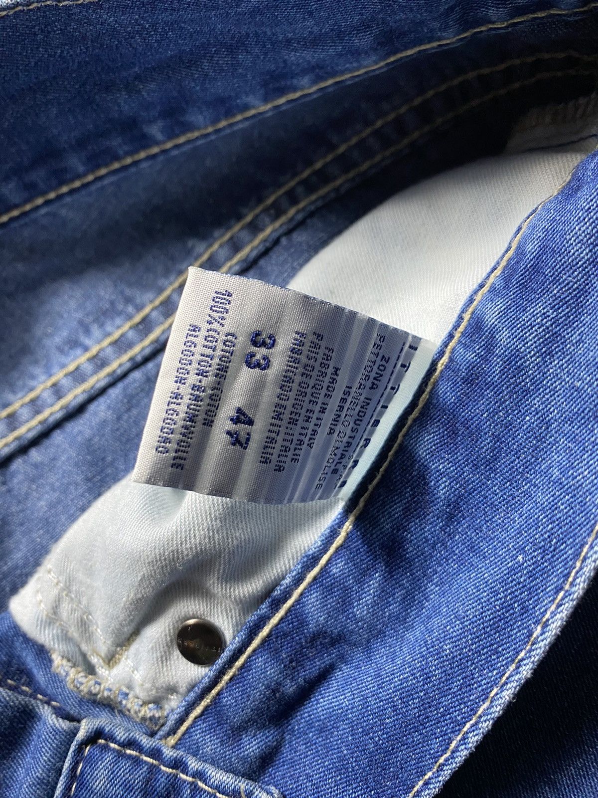 Versace Vintage Versace denim jeans pants size 33 fits 30 Size US 33 - 7 Thumbnail