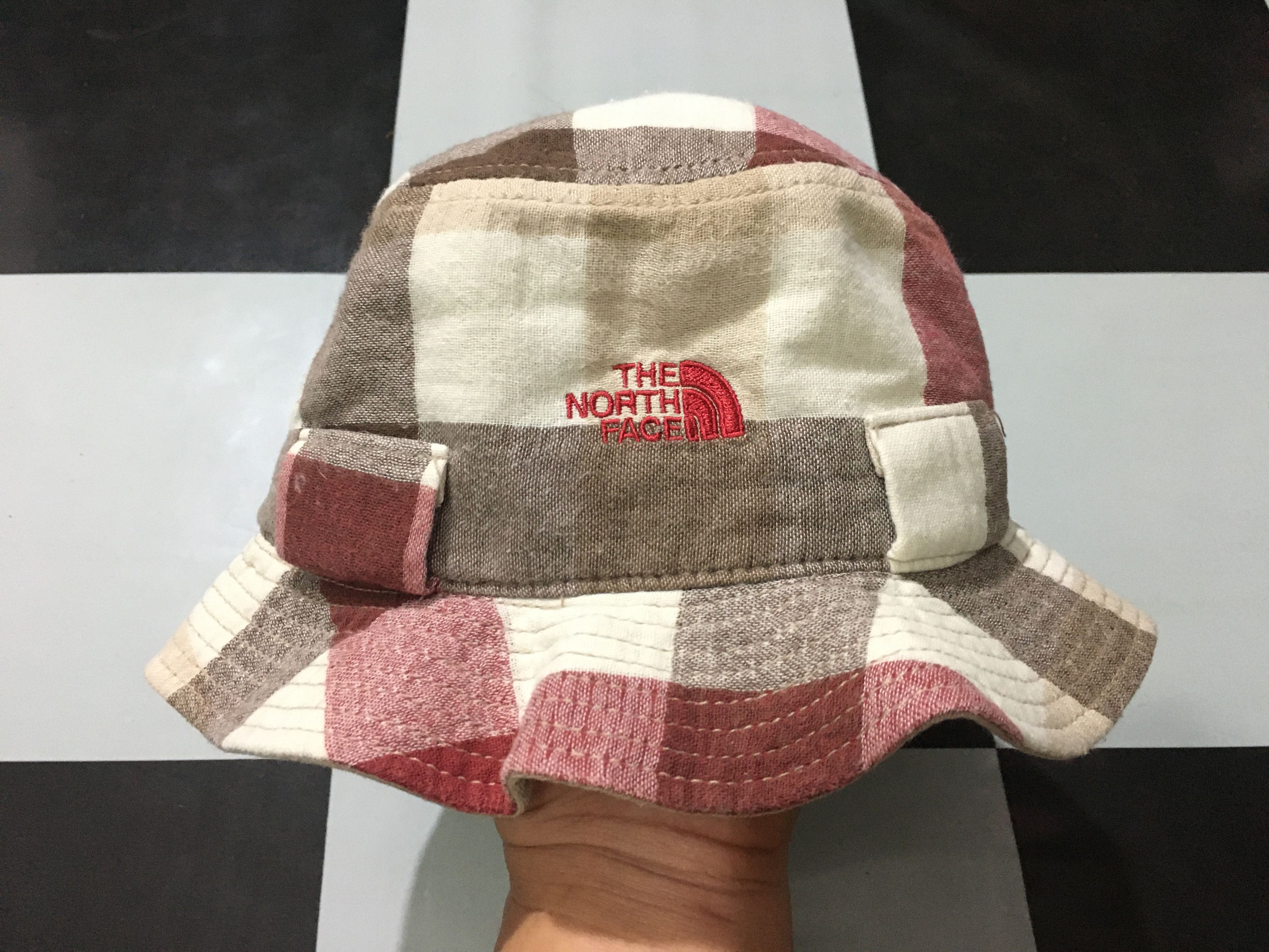 Chums × The North Face Rare Chums x The North Face Bucket Hat Patchwork Printed Size ONE SIZE - 3 Thumbnail