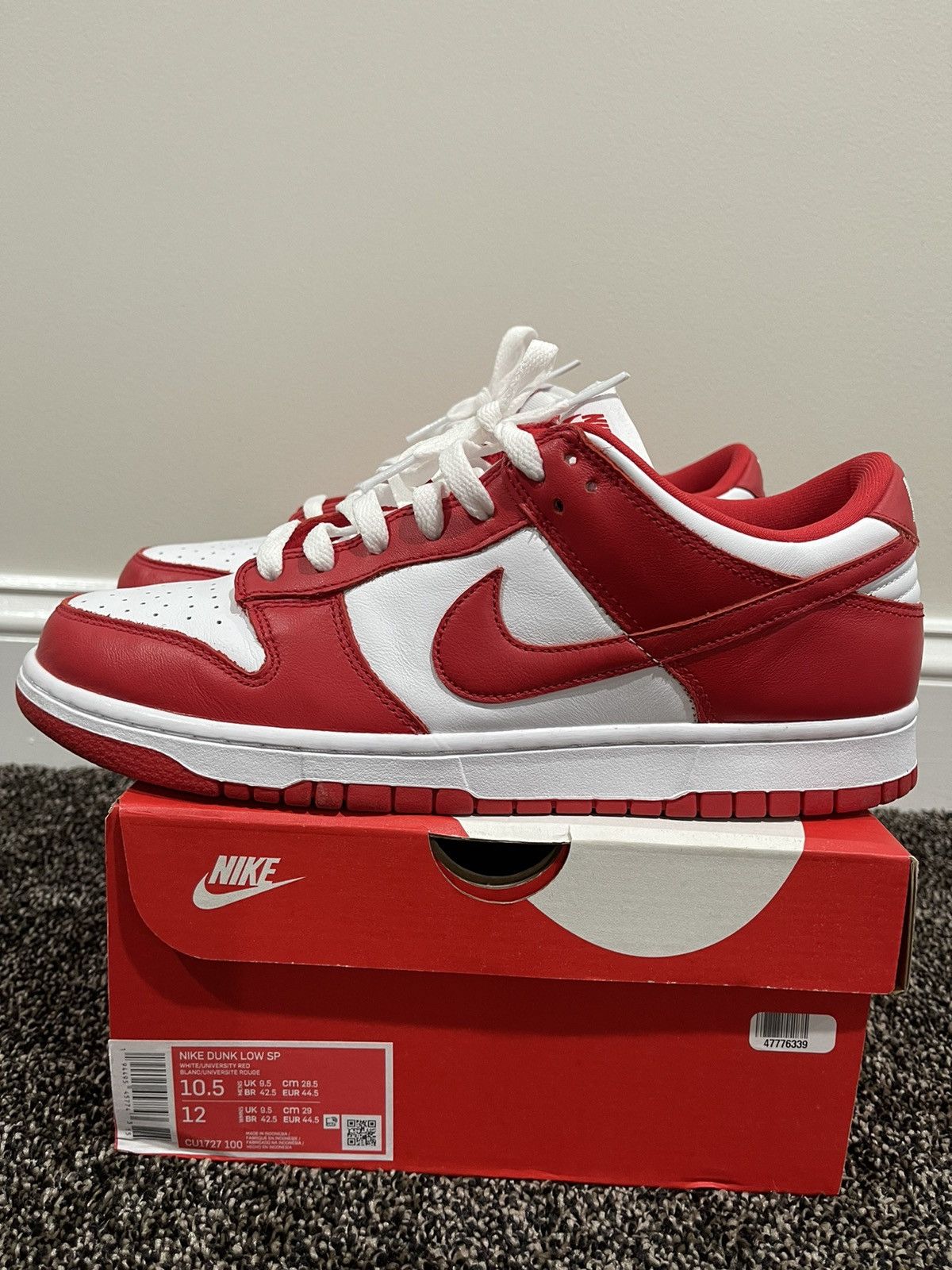 Nike Nike Dunk Low Retro SP “St. John’s” Red Varsity Size US 10.5 / EU 43-44 - 2 Thumbnail