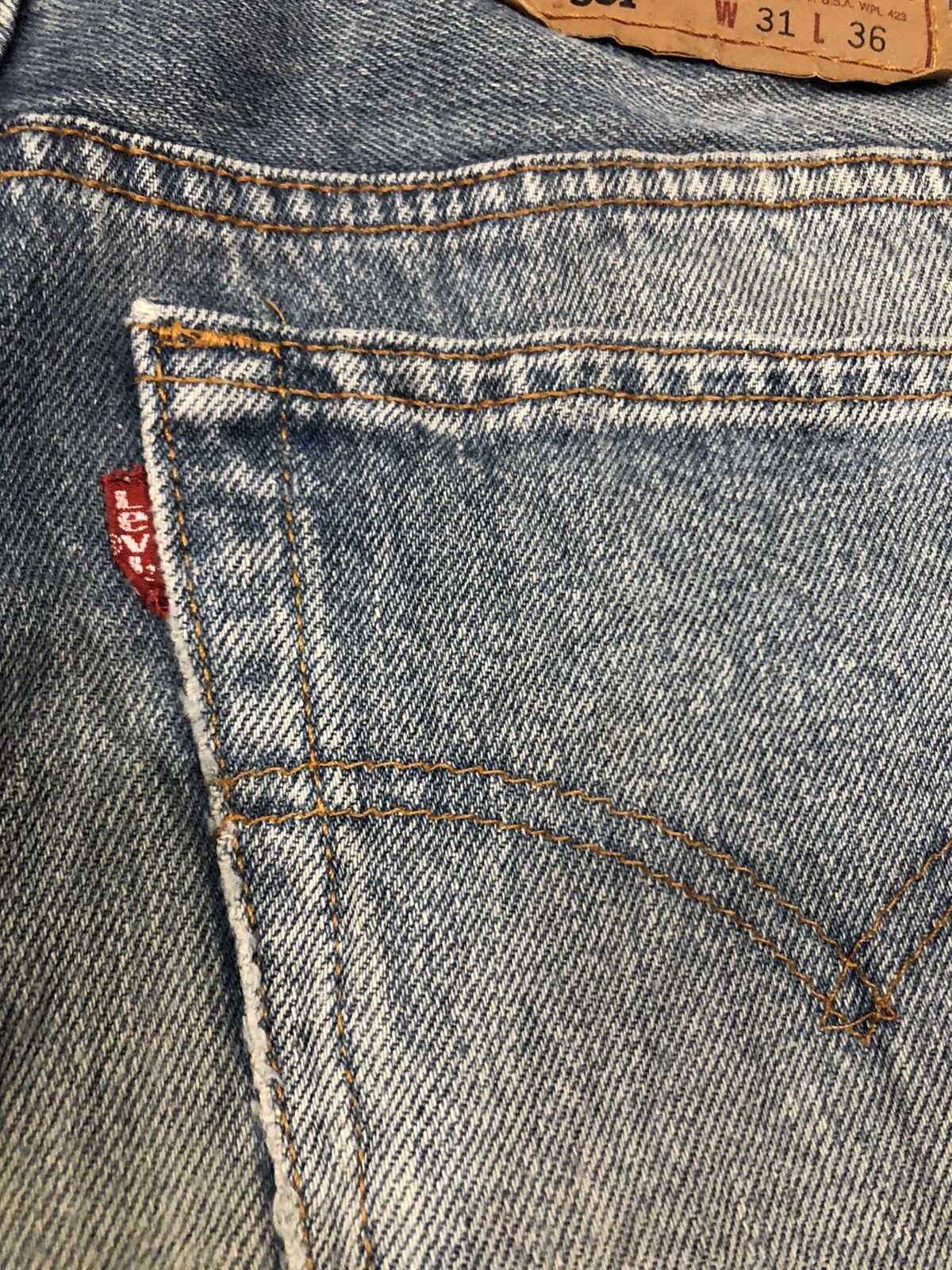 Levi's Vintage 90’s Trashed Levis 501 Non Selvedge Button 552 Denim Size US 30 / EU 46 - 9 Thumbnail