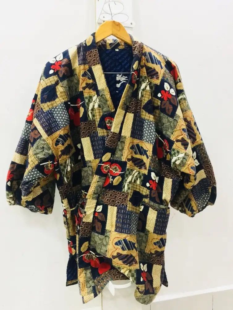 Japanese Brand × Vintage Japan Kimono Japanese Winter Jacket Size US L / EU 52-54 / 3 - 2 Thumbnail