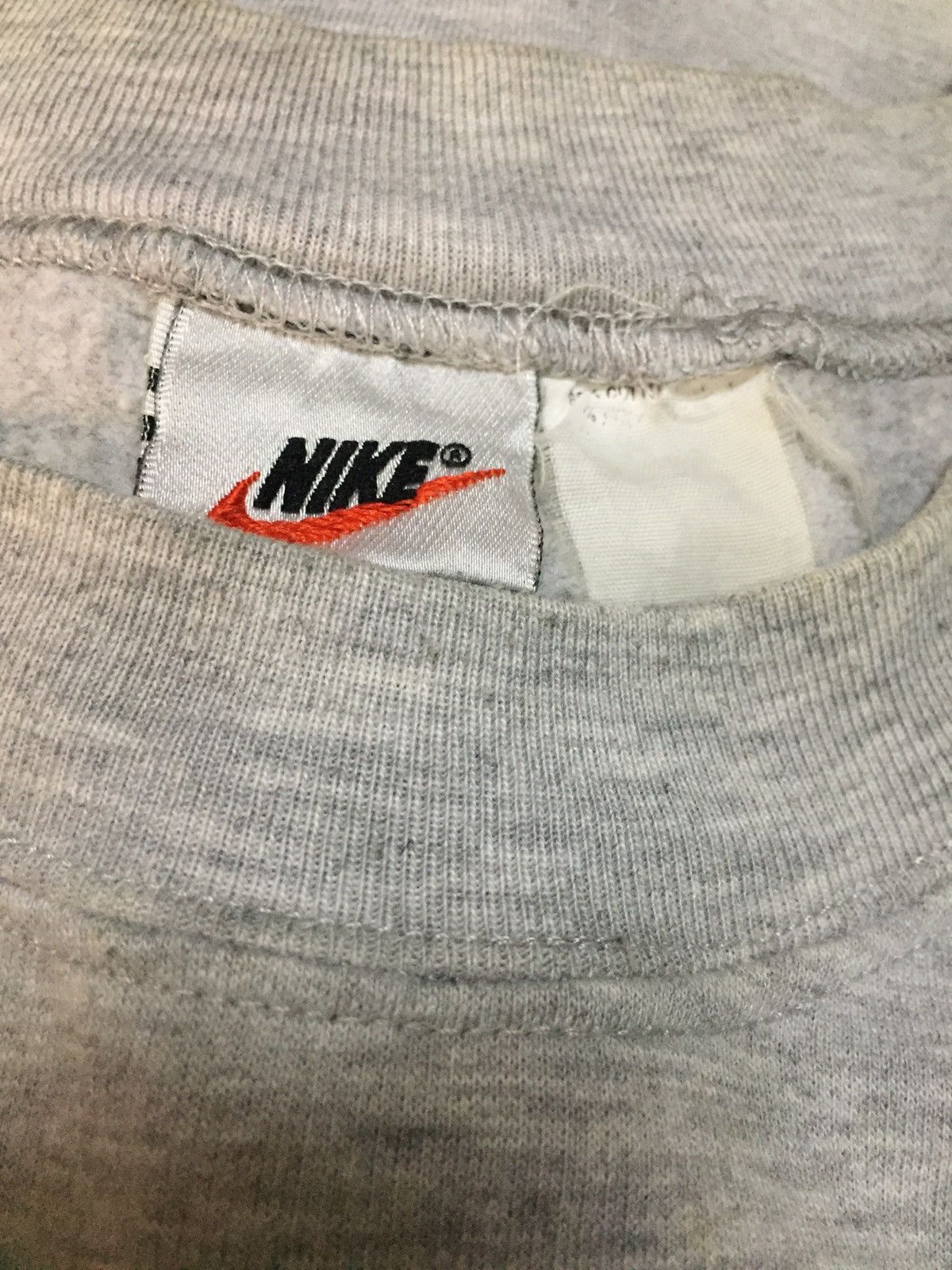 Nike VINTAGE 90s NIKE BIG LOGO SWEATSHIRT Size US L / EU 52-54 / 3 - 8 Thumbnail