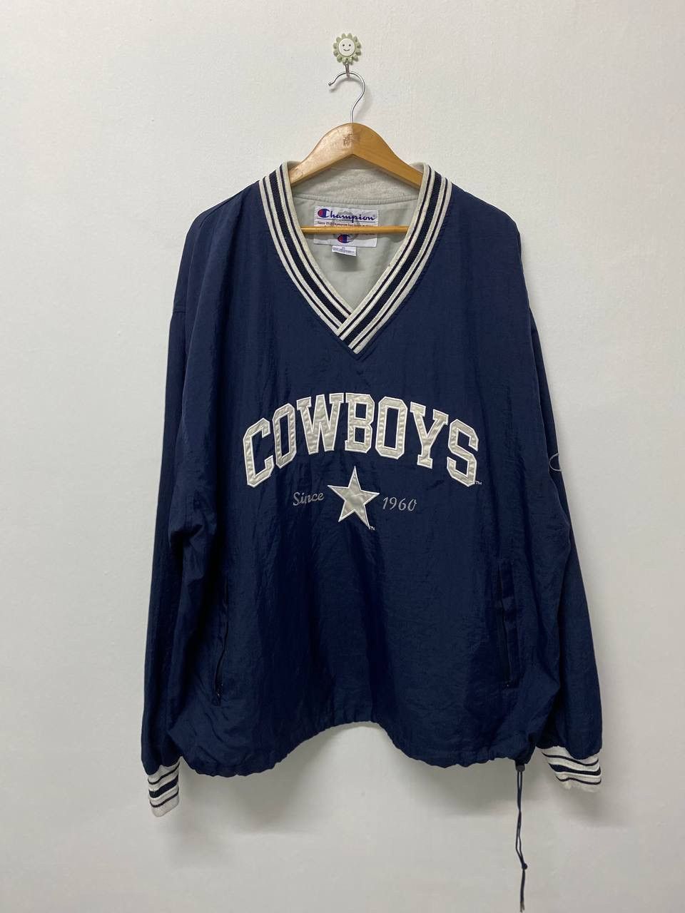 image of Avant Garde x Champion Vintage Nfl Dallas Cowboys Windbreaker By Champion in Navy Blue (Size XL)