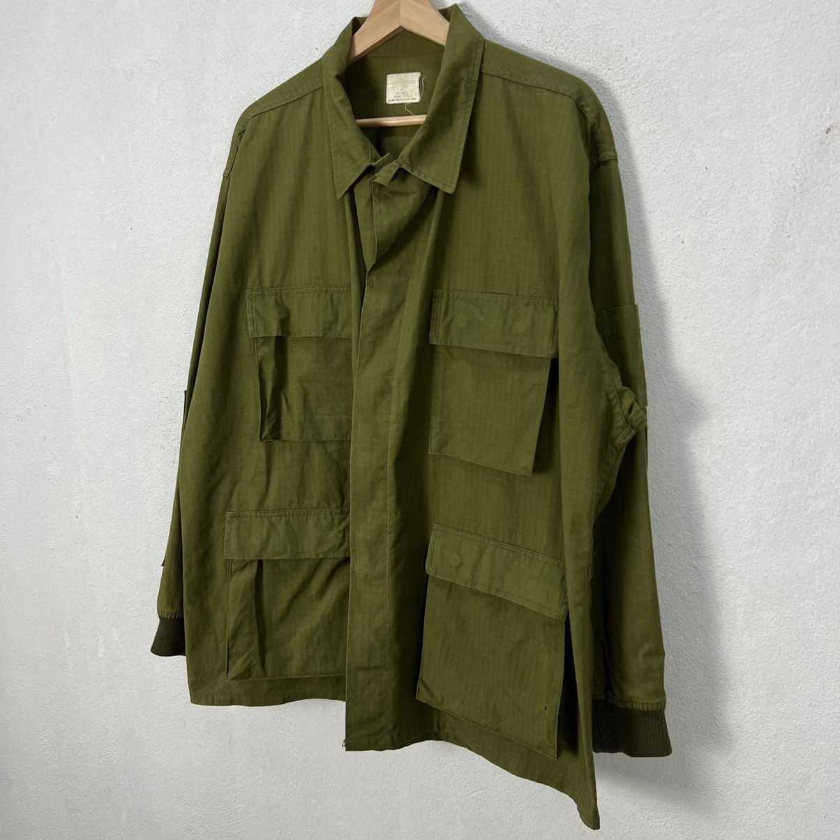 Wtaps WTAPS MULTI POCKET CARGO SHIRT Size US L / EU 52-54 / 3 - 2 Thumbnail