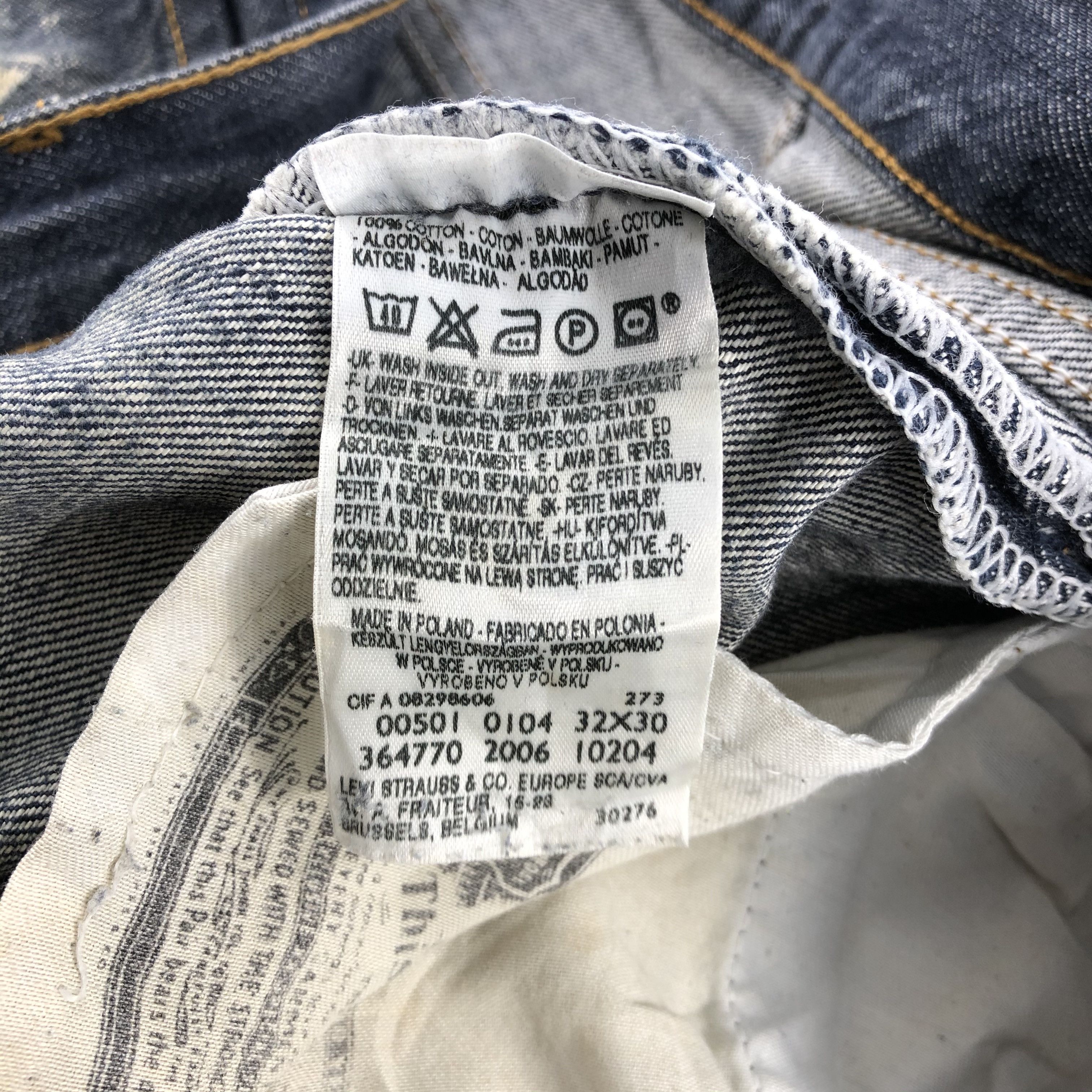 Levi's Vintage Levis 501 Jeans Blue Wash Levi's Distressed Denim Size US 33 - 10 Thumbnail