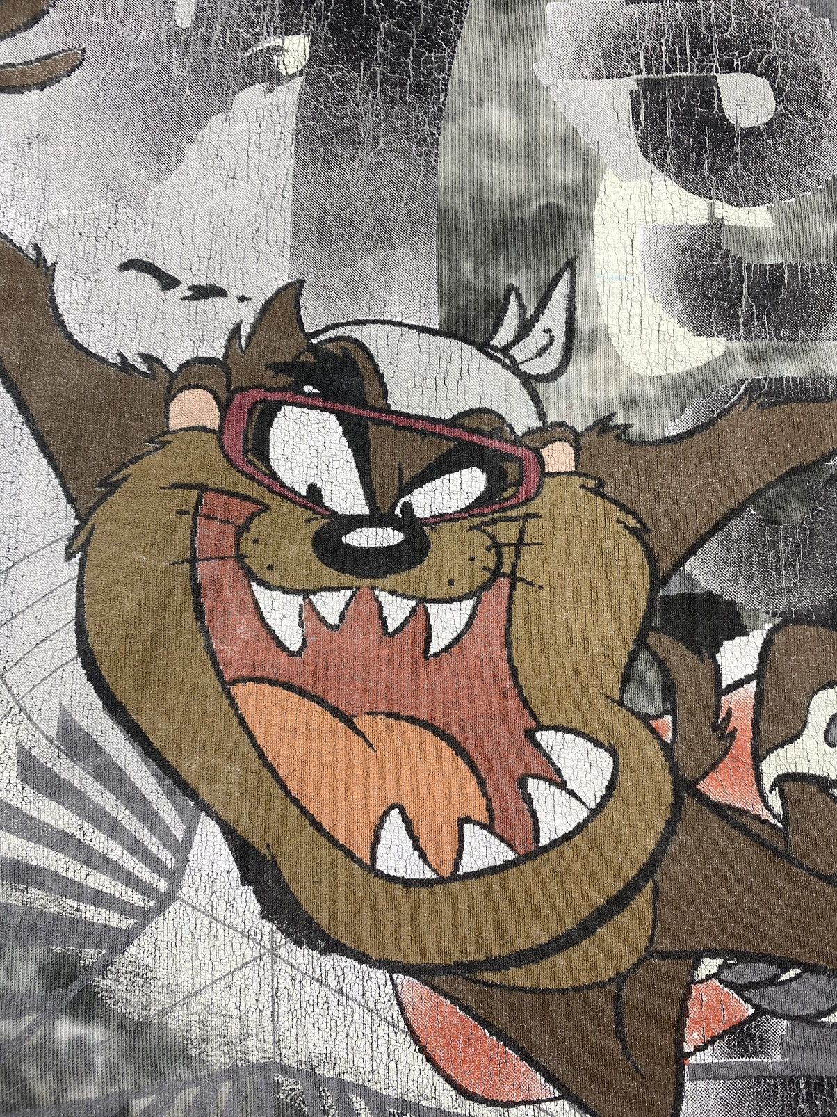 Vintage × Warner Bros Vintage Warner Bros Looney Tunes Taz Mania T Shirt Size S Size US S / EU 44-46 / 1 - 8 Thumbnail