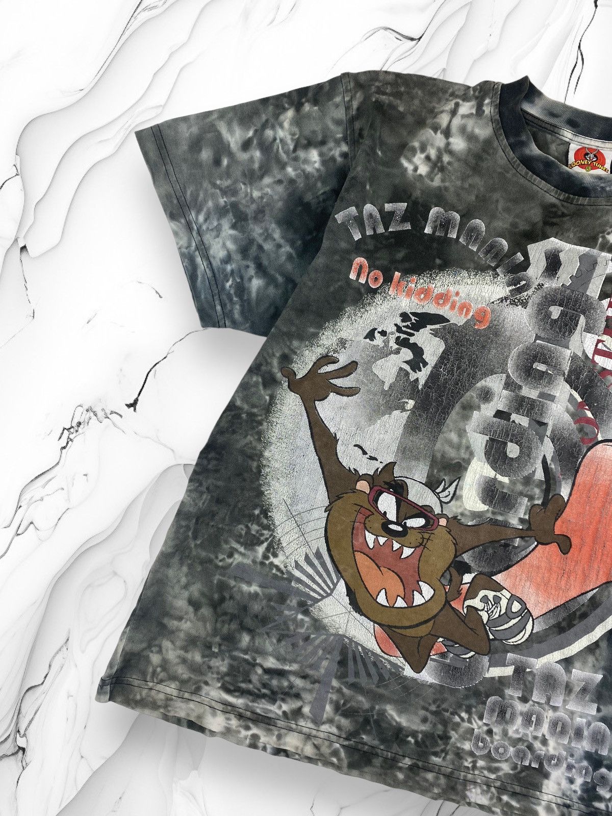 Vintage × Warner Bros Vintage Warner Bros Looney Tunes Taz Mania T Shirt Size S Size US S / EU 44-46 / 1 - 2 Thumbnail