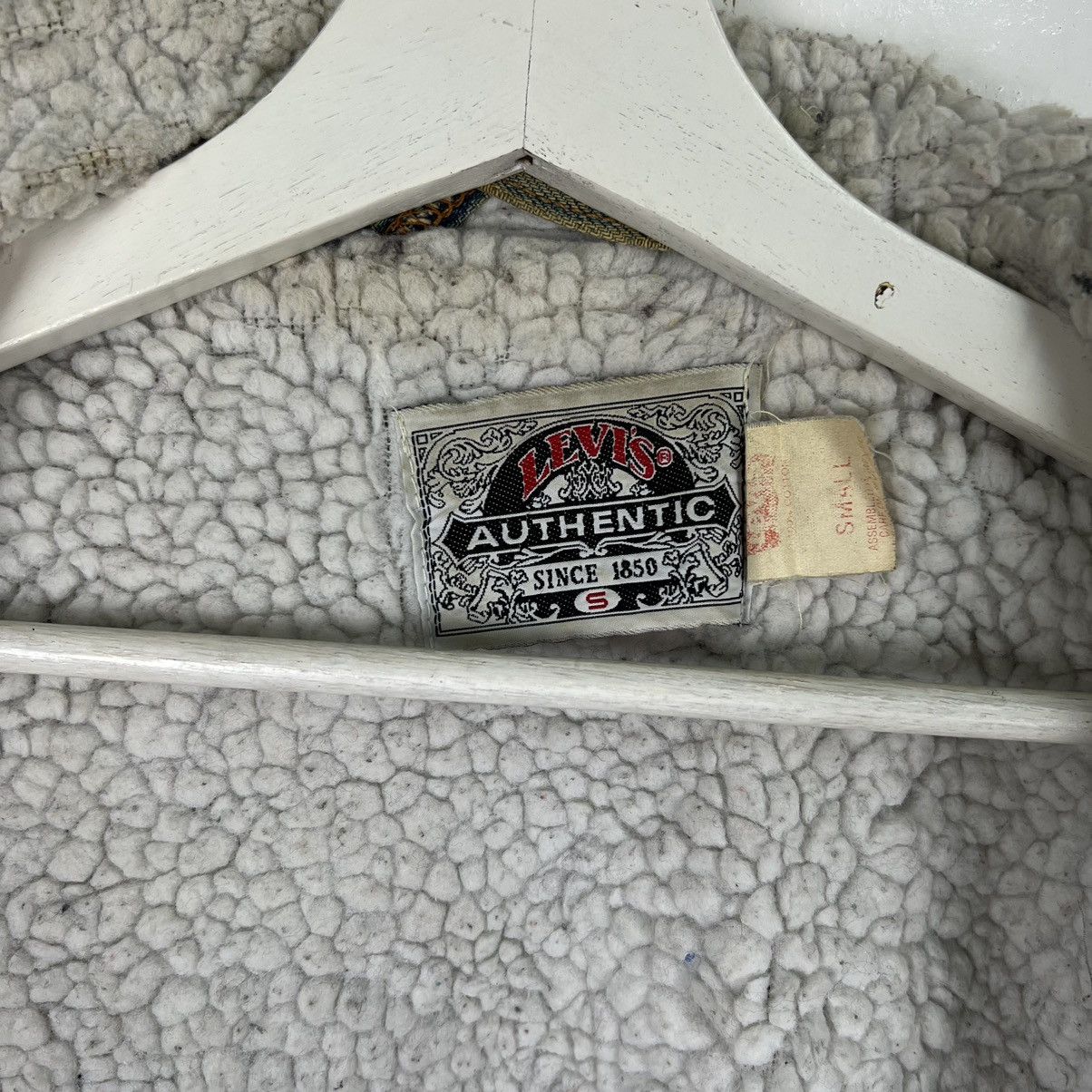 Levi's 💥 VINTAGE LEVIS SHERPA TRUCKER JACKET MADE IN USA Size US S / EU 44-46 / 1 - 9 Thumbnail