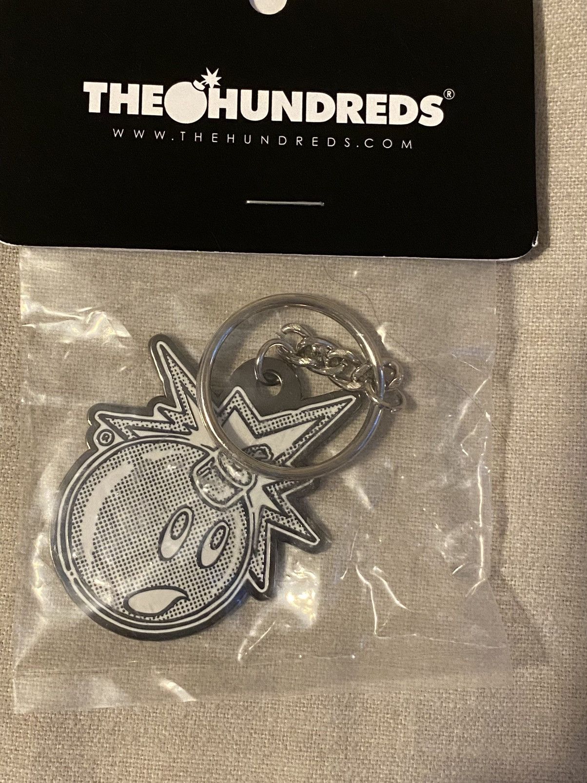 THE HUNDREDS アダムボム　キーホルダー Joshua Vides × The Hundreds The Hundreds X Joshua Vides Adam