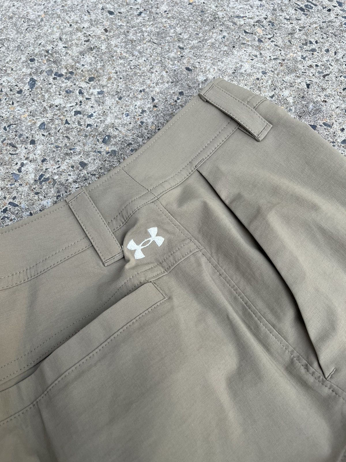 Under Armour Under Armour UPF 30 Loose Fit Shorts Size US 30 / EU 46 - 3 Thumbnail