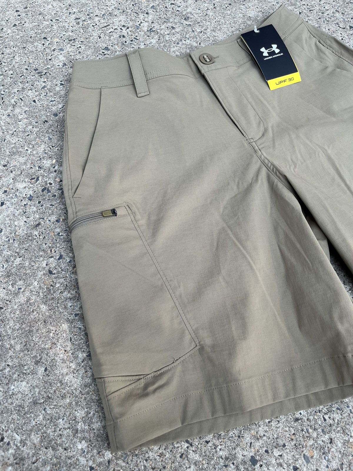 Under Armour Under Armour UPF 30 Loose Fit Shorts Size US 30 / EU 46 - 5 Thumbnail