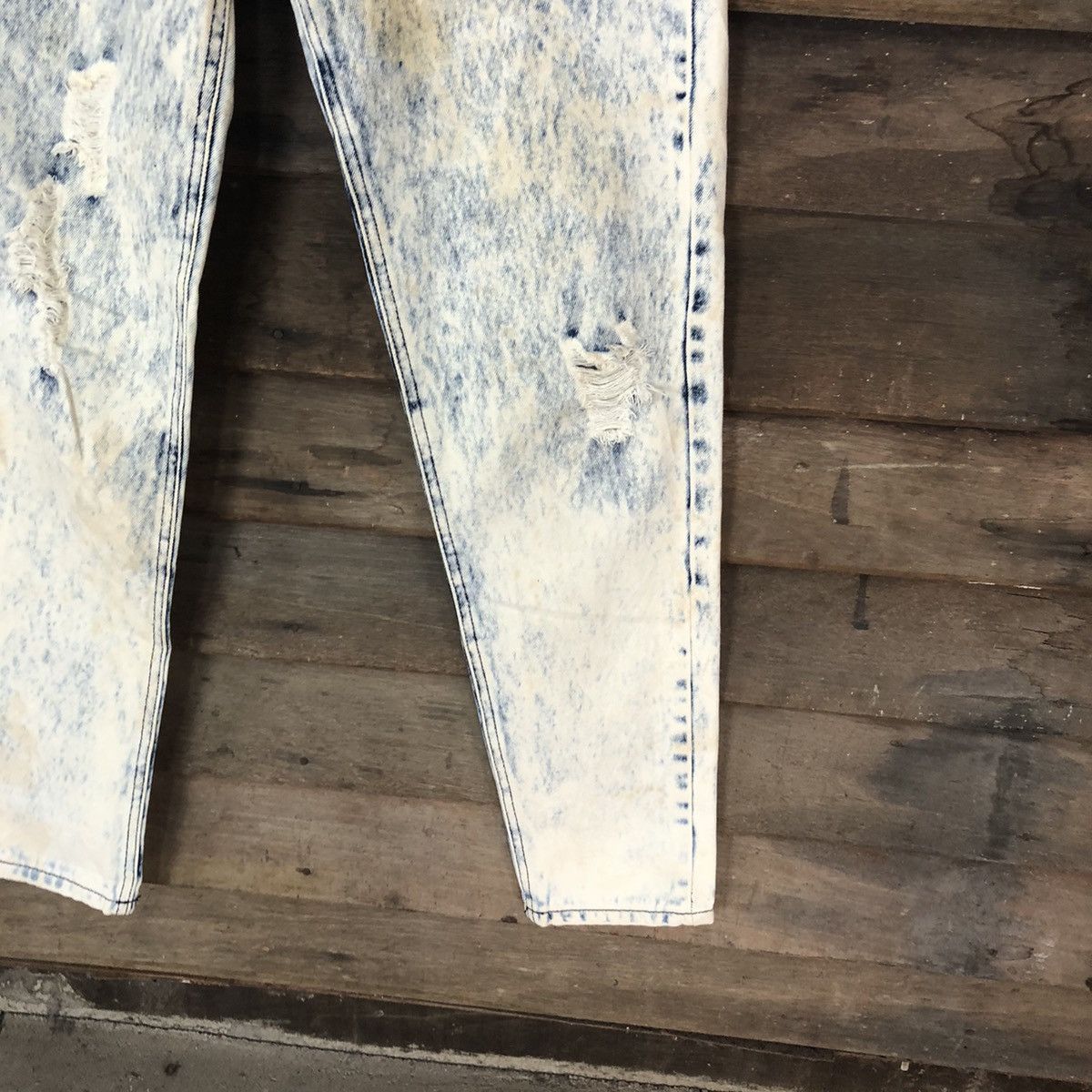 Forever 21 Forever 21 White Distressed Denim Pants #111B Size 26" / US 2 / IT 38 - 7 Thumbnail