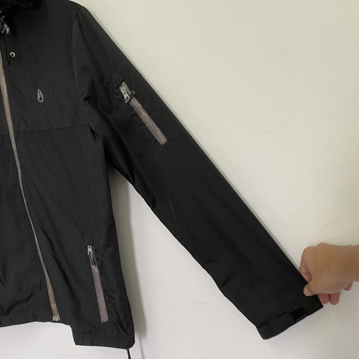 Japanese Brand Vintage Nixon Zip up Jacket Raincoat Size US L / EU 52-54 / 3 - 5 Thumbnail