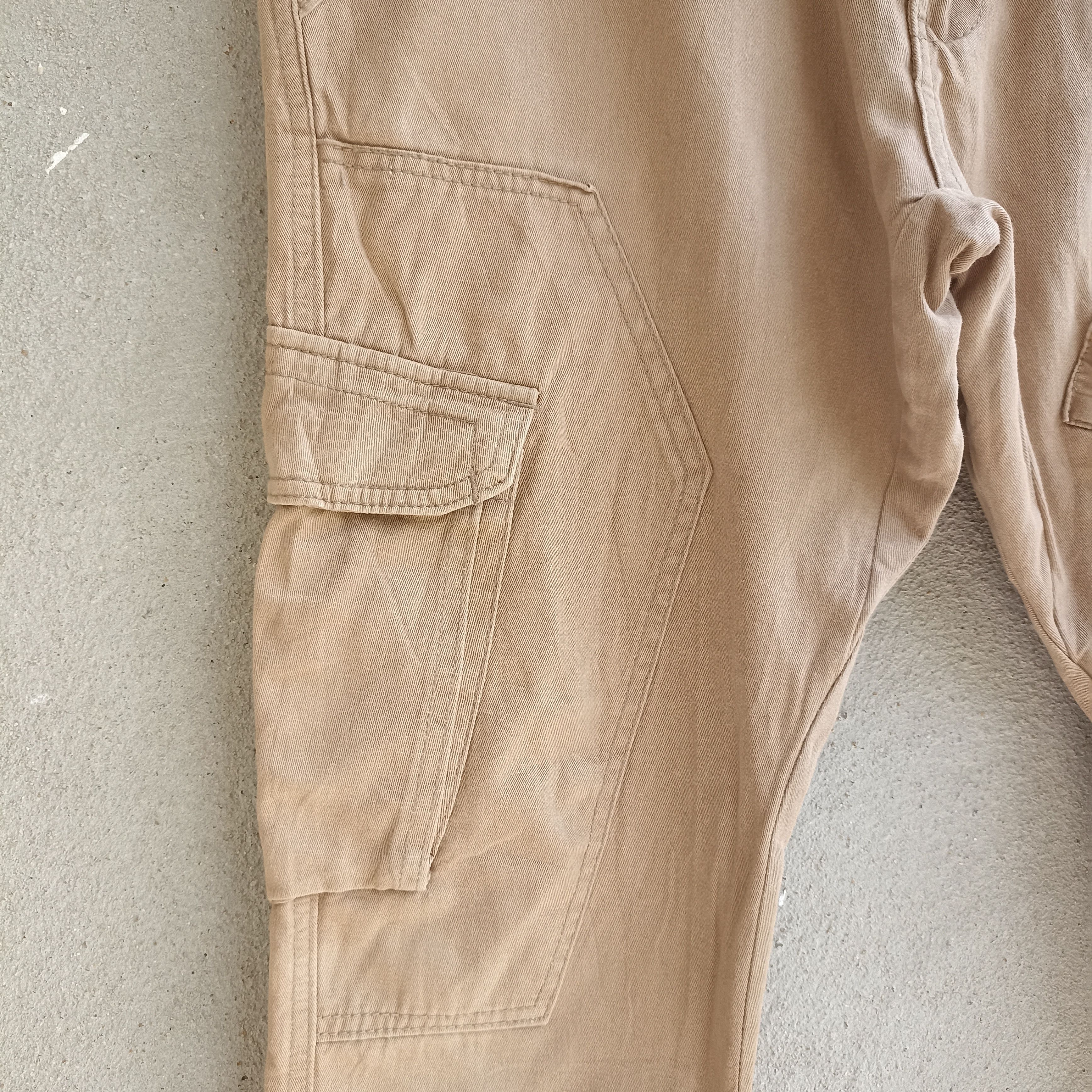 Japanese Brand Unlimited Ability Multipocket Cropped Cargopant Size US 31 - 7 Thumbnail