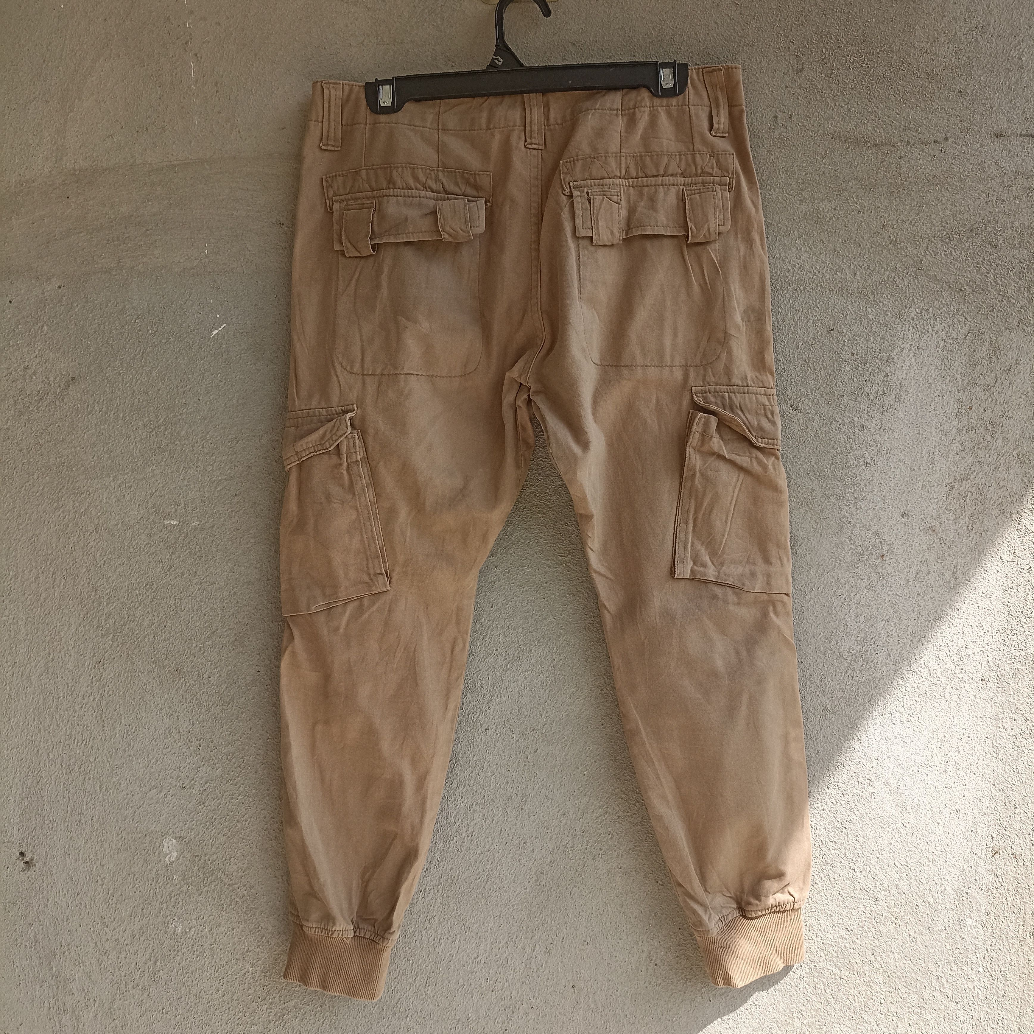 Japanese Brand Unlimited Ability Multipocket Cropped Cargopant Size US 31 - 10 Thumbnail