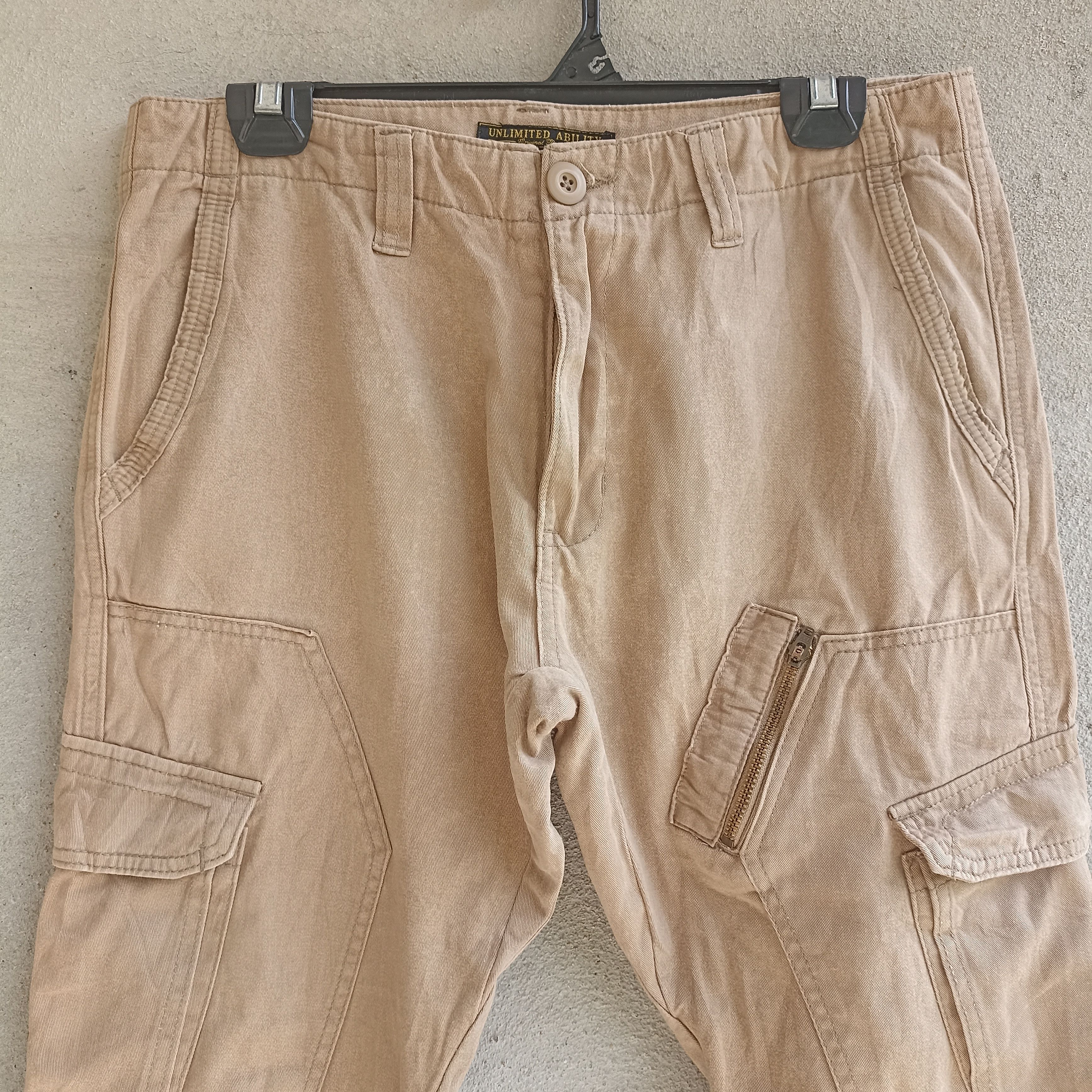 Japanese Brand Unlimited Ability Multipocket Cropped Cargopant Size US 31 - 2 Thumbnail