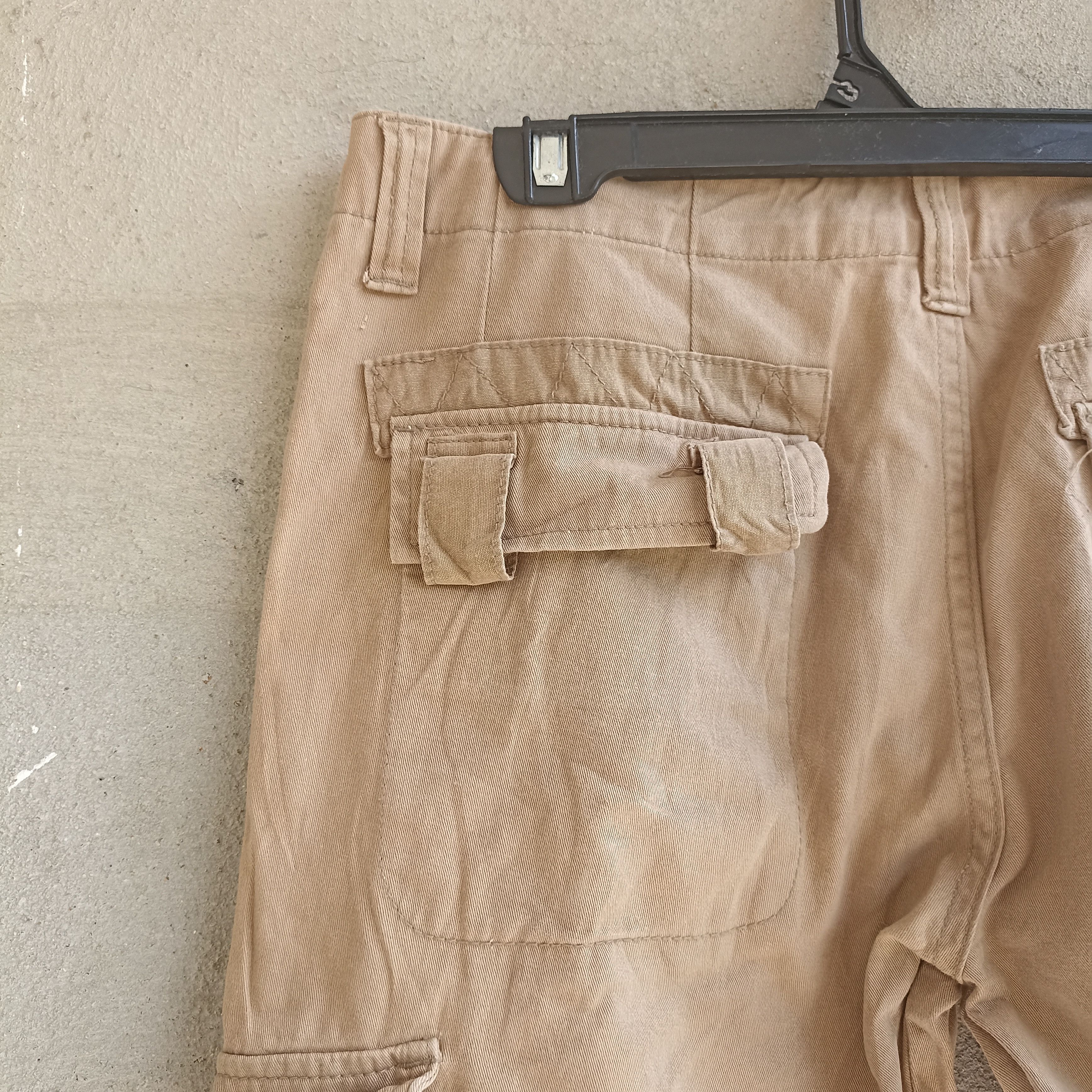 Japanese Brand Unlimited Ability Multipocket Cropped Cargopant Size US 31 - 13 Thumbnail