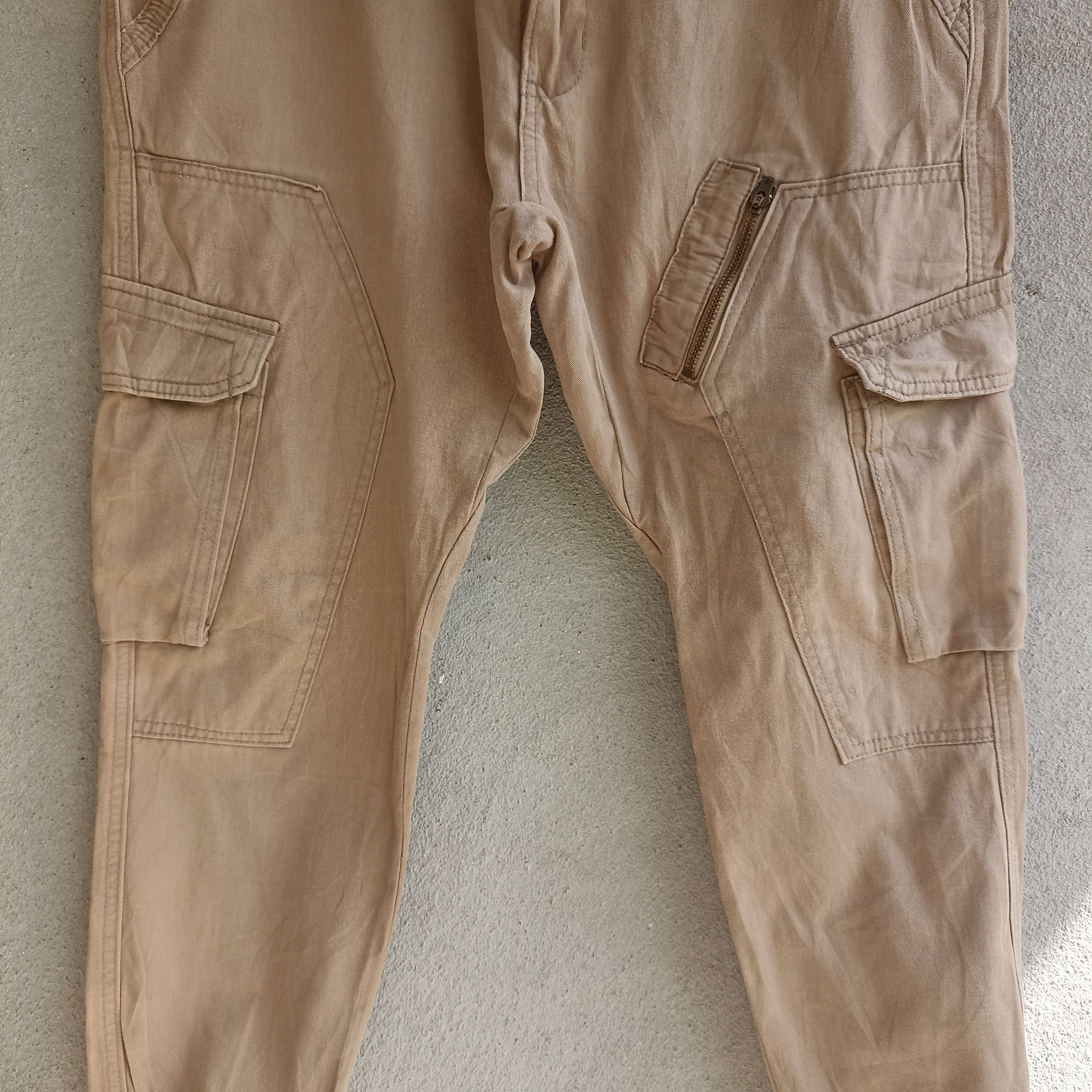 Japanese Brand Unlimited Ability Multipocket Cropped Cargopant Size US 31 - 3 Thumbnail