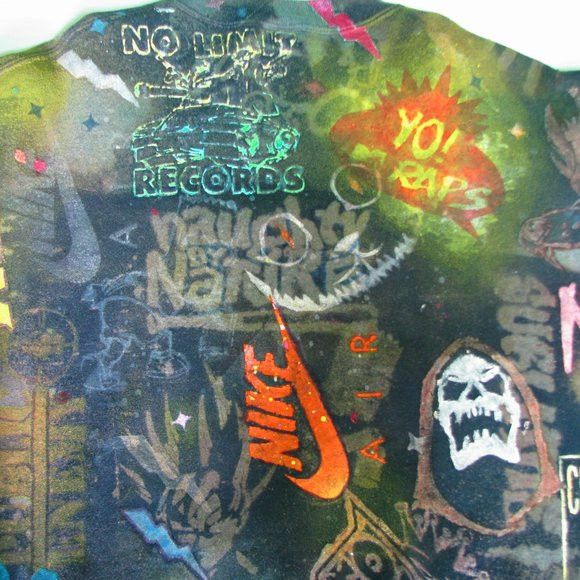 Hanes Vintage Hand Painted Nike Doom Akira Crewneck Size US L / EU 52-54 / 3 - 6 Thumbnail