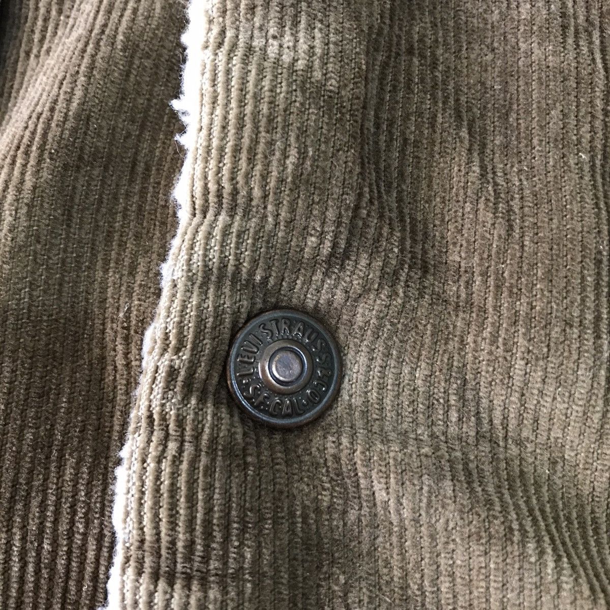 Levi's Steals Vtg Levis Corduroy Sherpa Trucker Jacket Button No52 Size US L / EU 52-54 / 3 - 13 Thumbnail