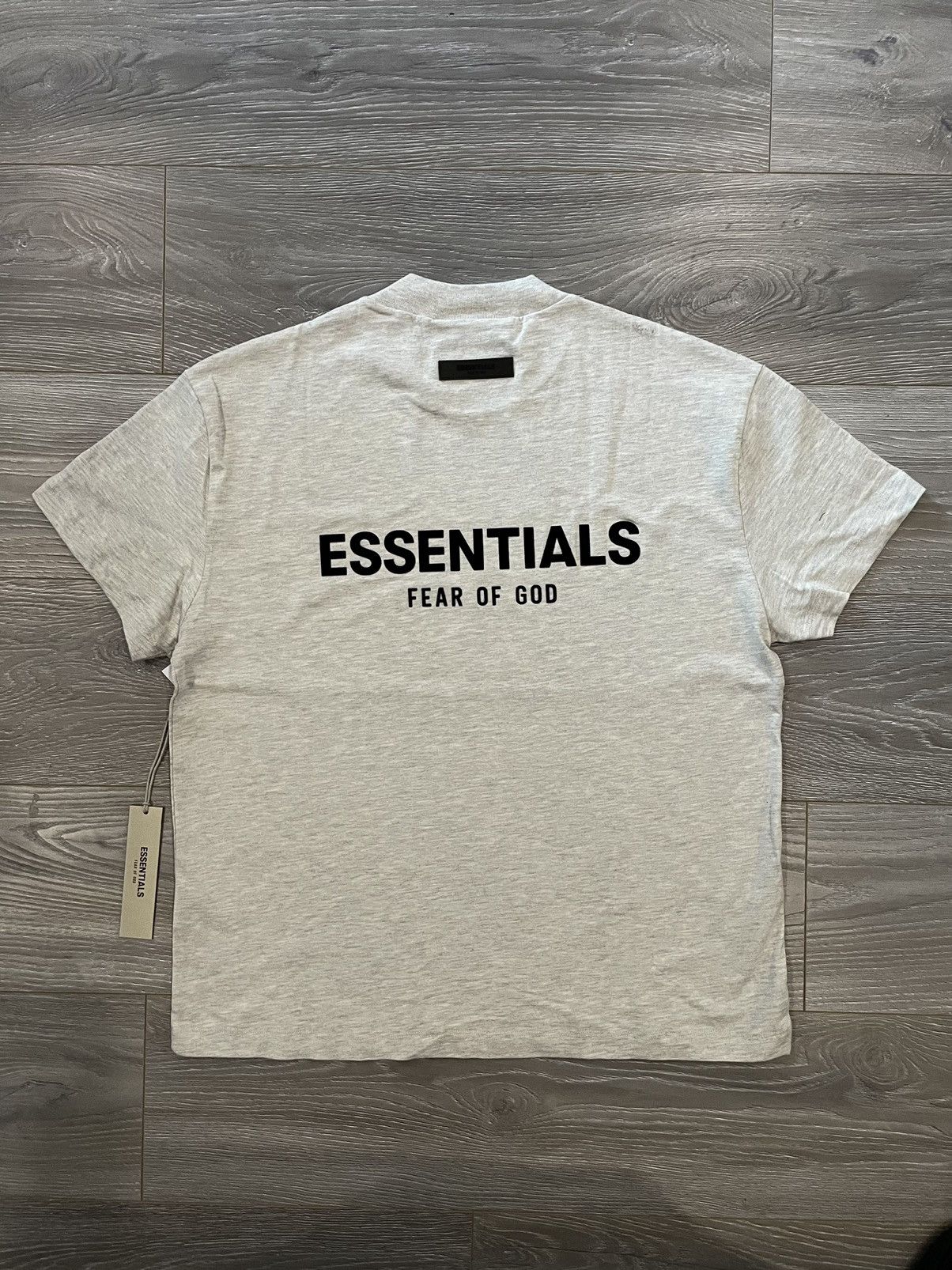 Fear of God Fear of God Essentials Light Oatmeal T-Shirt Size US M / EU 48-50 / 2 - 2 Thumbnail