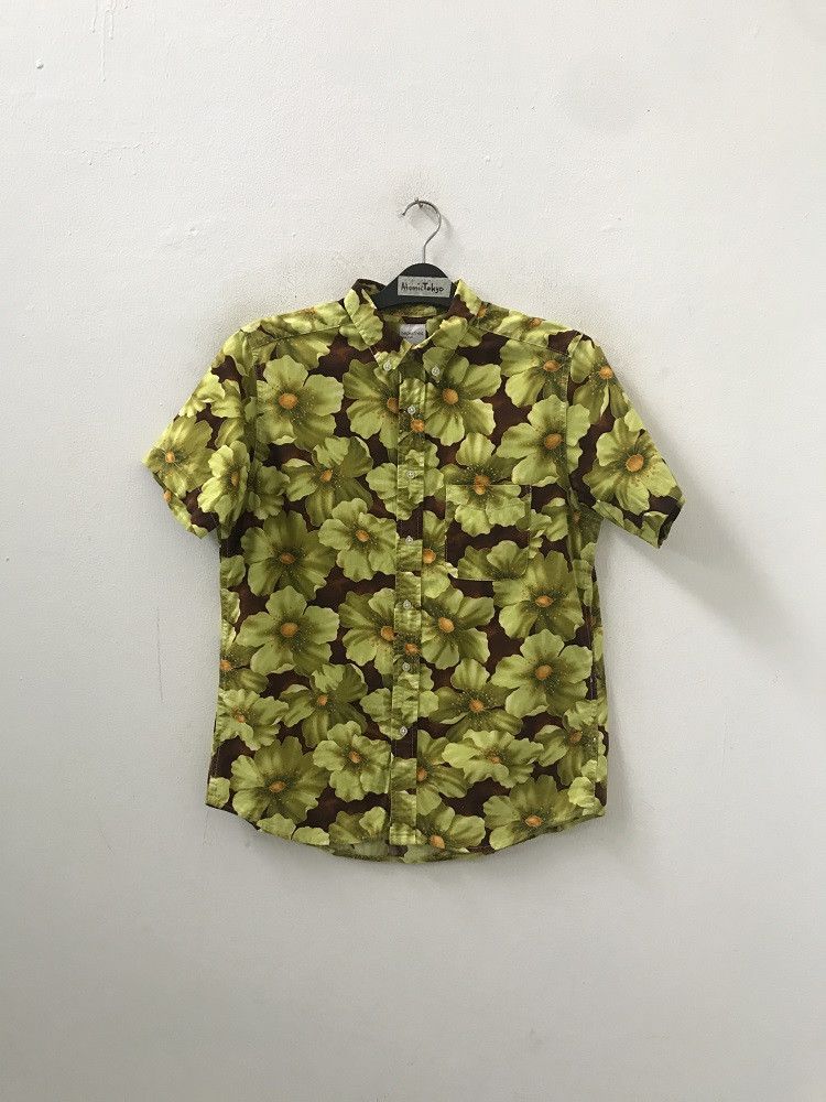 Nepenthes Nepenthes New York All Over Big Flower Button Shirt Size US M / EU 48-50 / 2 - 2 Thumbnail