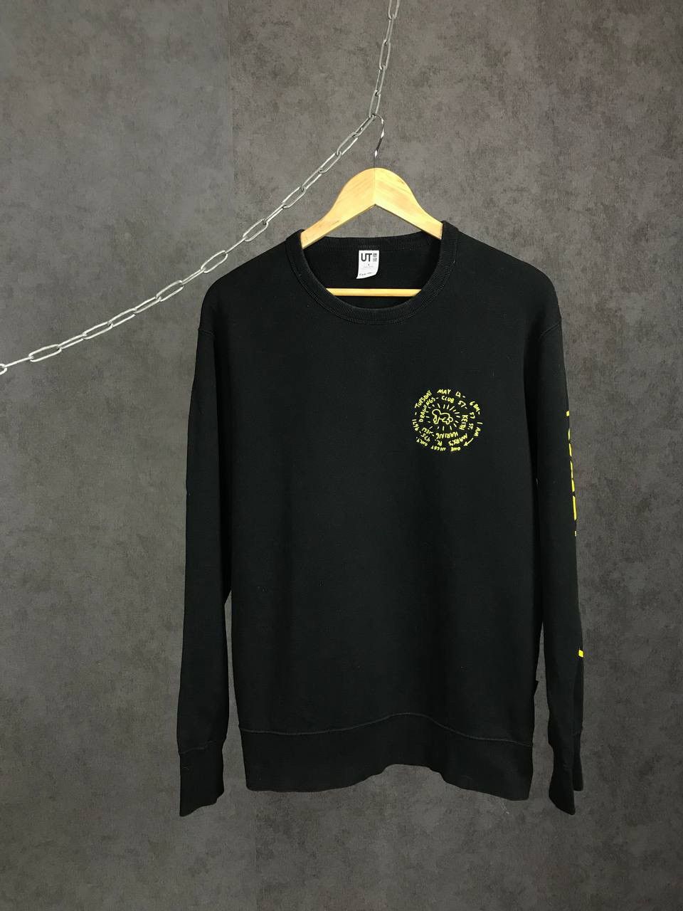 Designer Keith Haring x Uniqlo streetwear designer sweatshirt Size US M / EU 48-50 / 2 - 1 Thumbnail