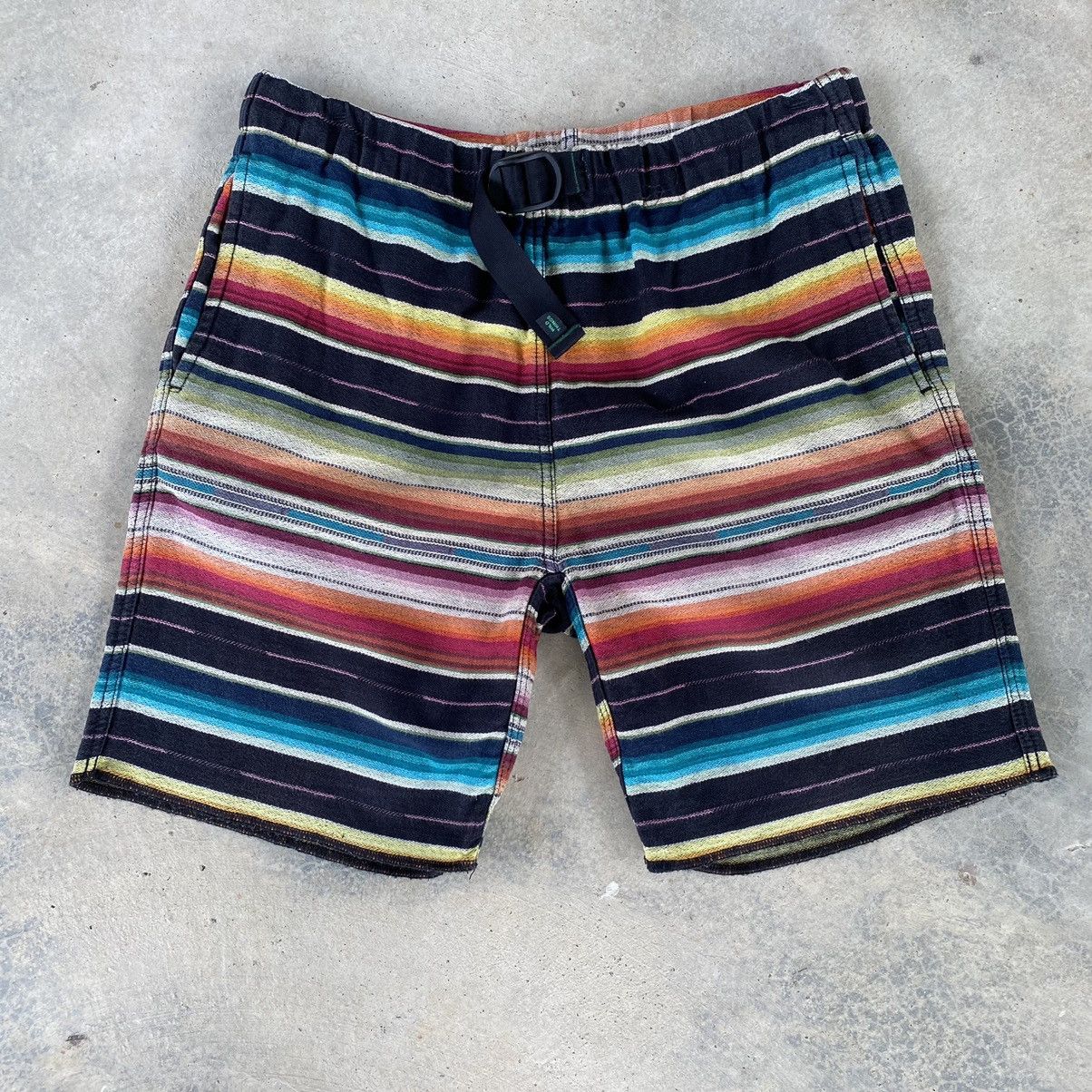 Wild Things Vintage Wild Things Nice Colour Short Pants Size US 31 - 1 Thumbnail