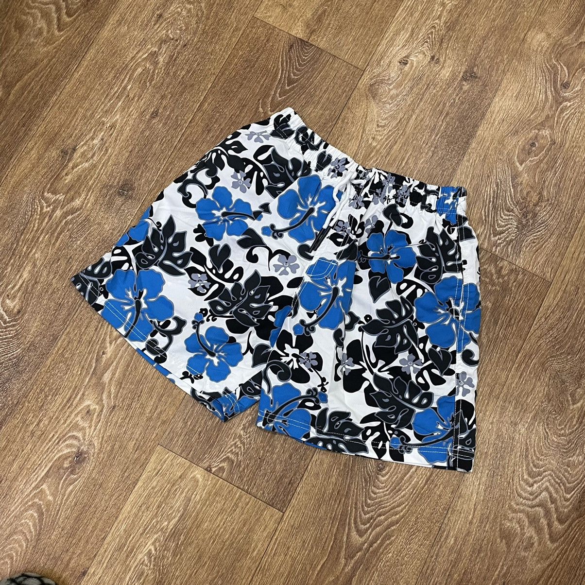Vintage Vintage 90s Floral All Over Print Shorts Streetwear Y2K 30 Size US 30 / EU 46 - 4 Thumbnail