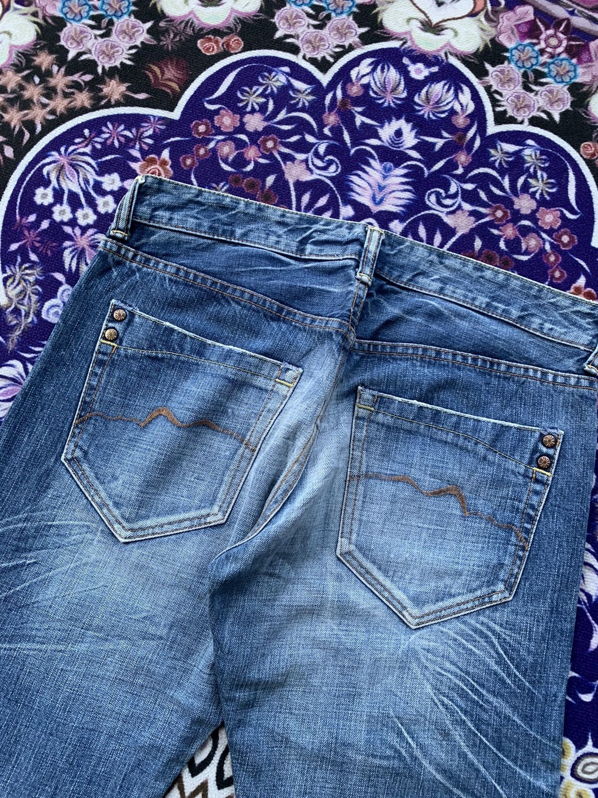 Japanese Brand Japan Rivet & Blue Flare Distressed Denim Size US 33 - 13 Thumbnail