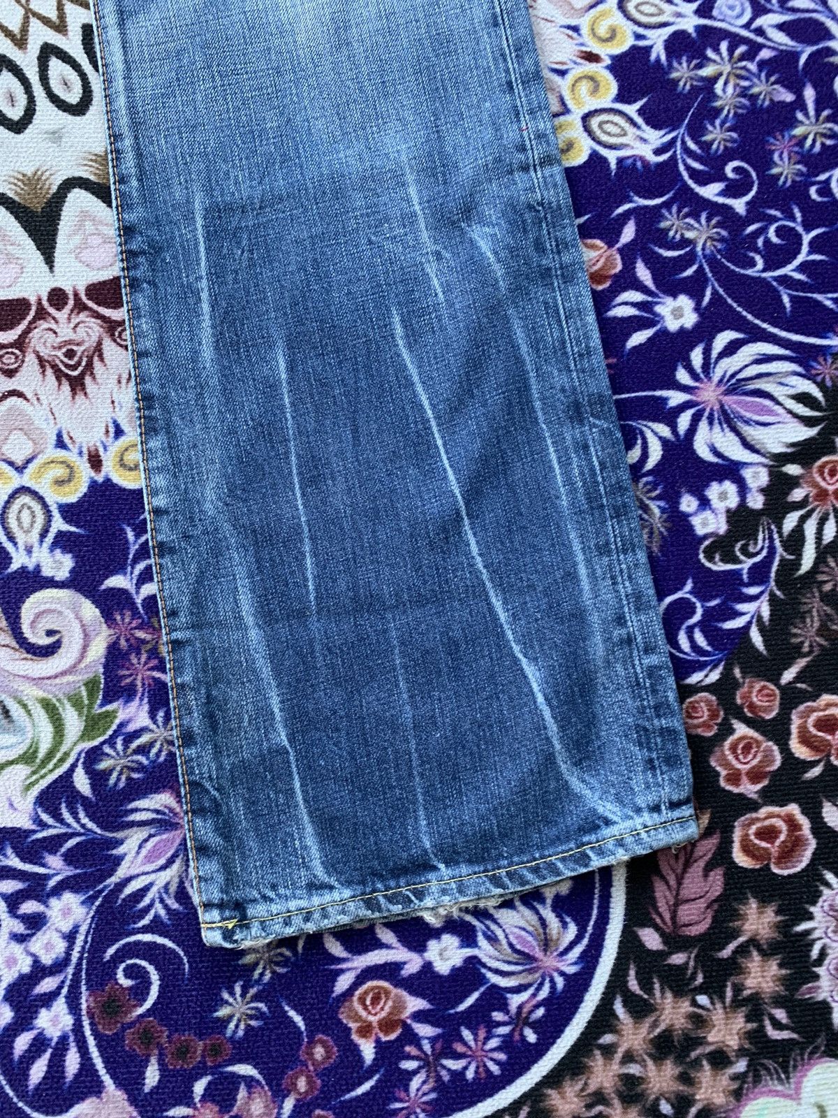 Japanese Brand Japan Rivet & Blue Flare Distressed Denim Size US 33 - 3 Thumbnail