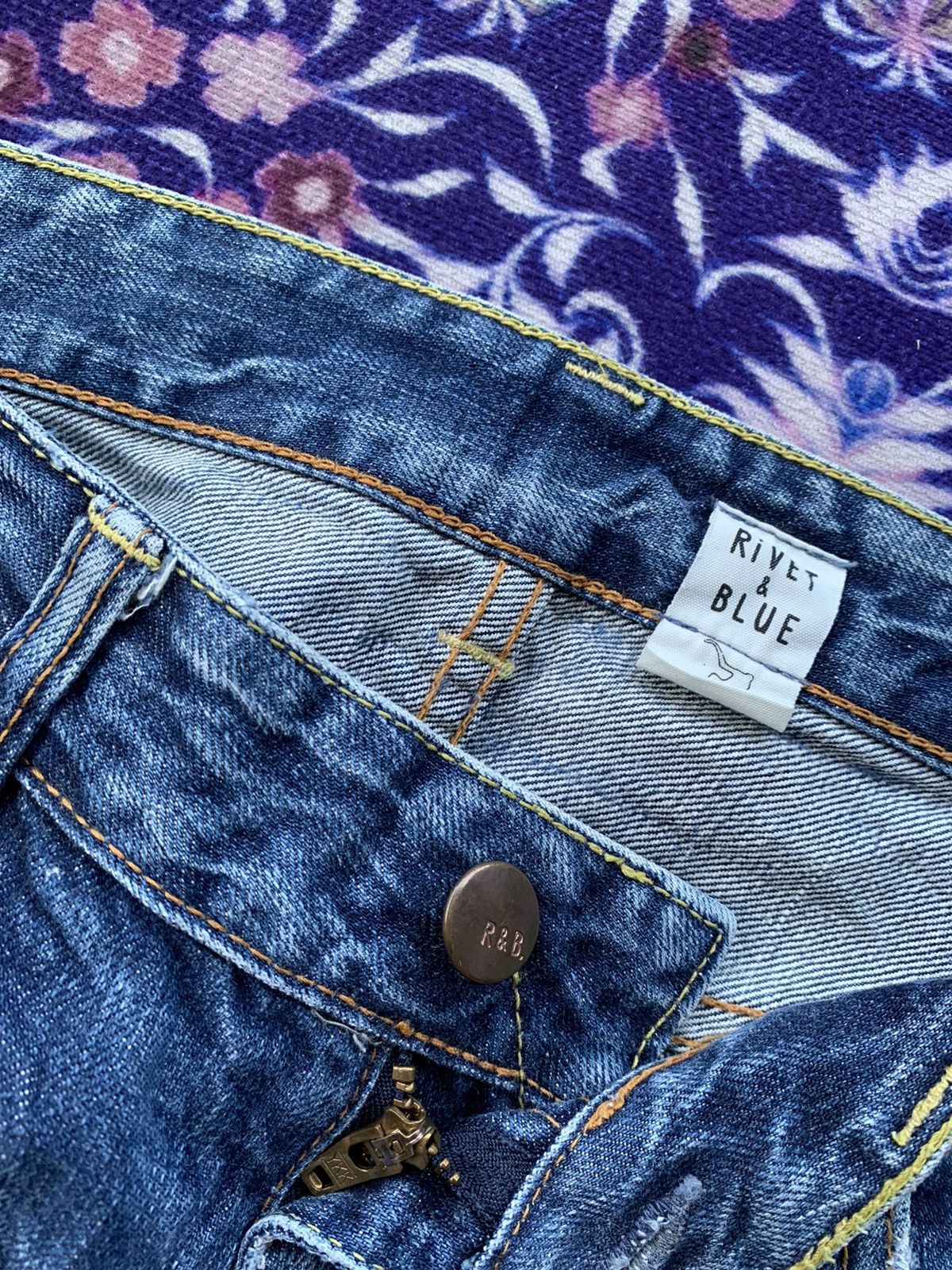Japanese Brand Japan Rivet & Blue Flare Distressed Denim Size US 33 - 6 Thumbnail